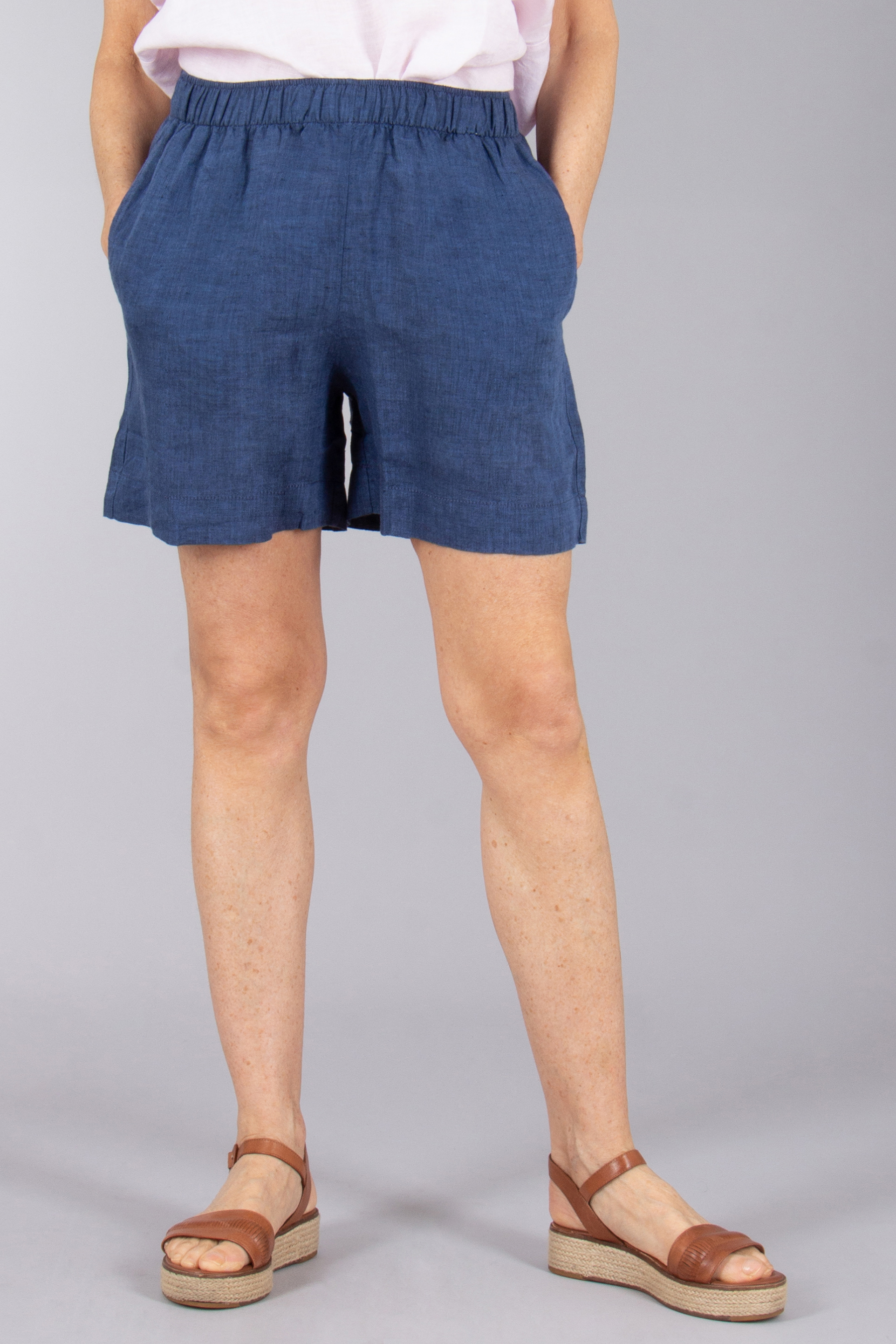 Bekleidung, Kurze Hosen, Schuhwerk, Sandale