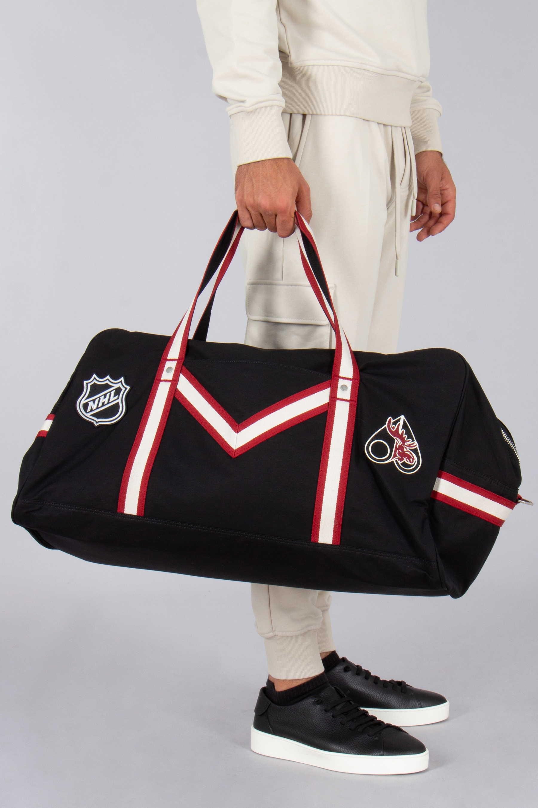 MOOSE KNUCKLES x NHL Cotton-Nylon Canvas Gym Bag Moose Team Tasche, Tragetasche, Zubehör, Handtasche