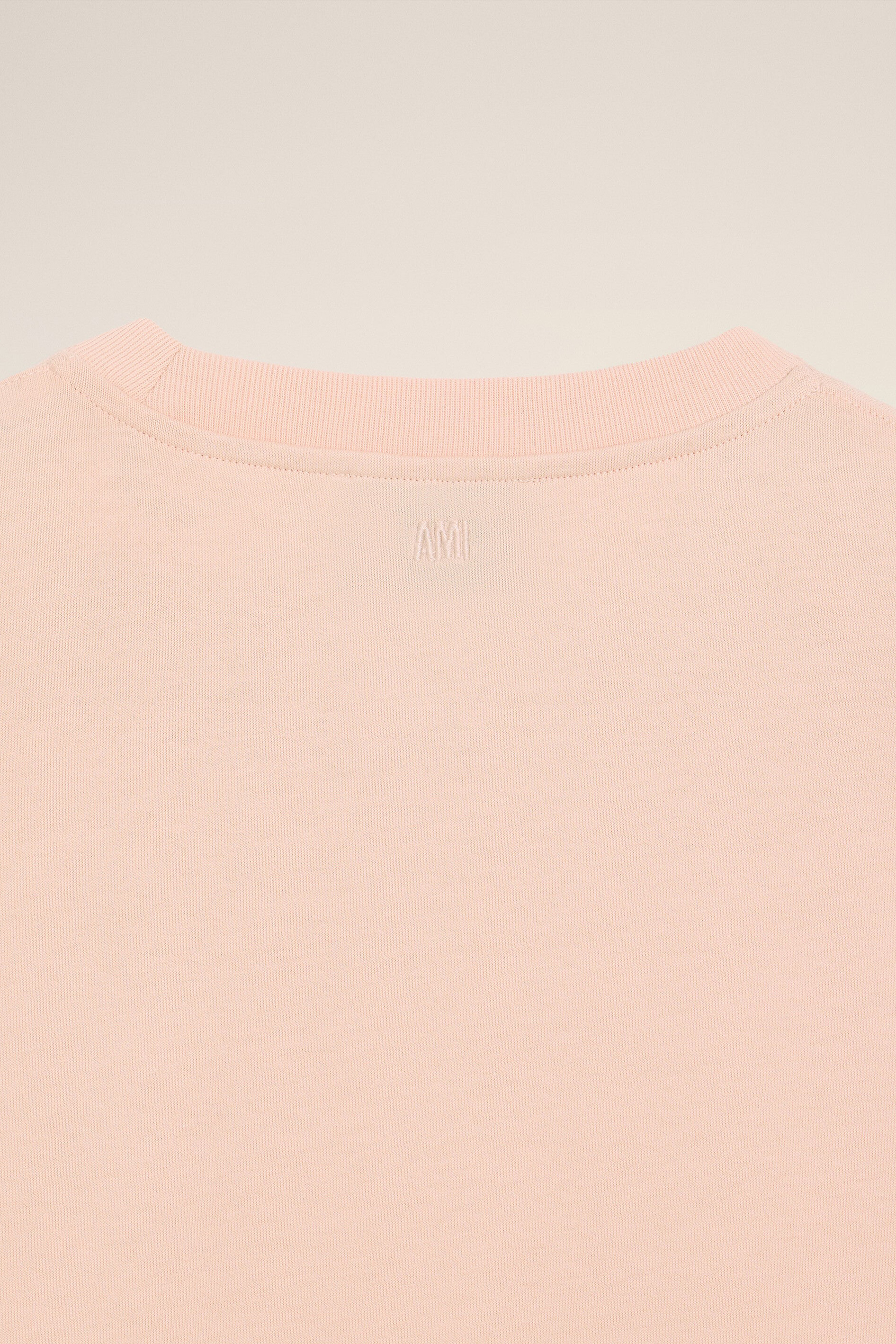 AMI PARIS Boxy Fit Ami De Coeur Cotton Jersey T-Shirt Bekleidung, T-shirt, Langarm, Ärmel