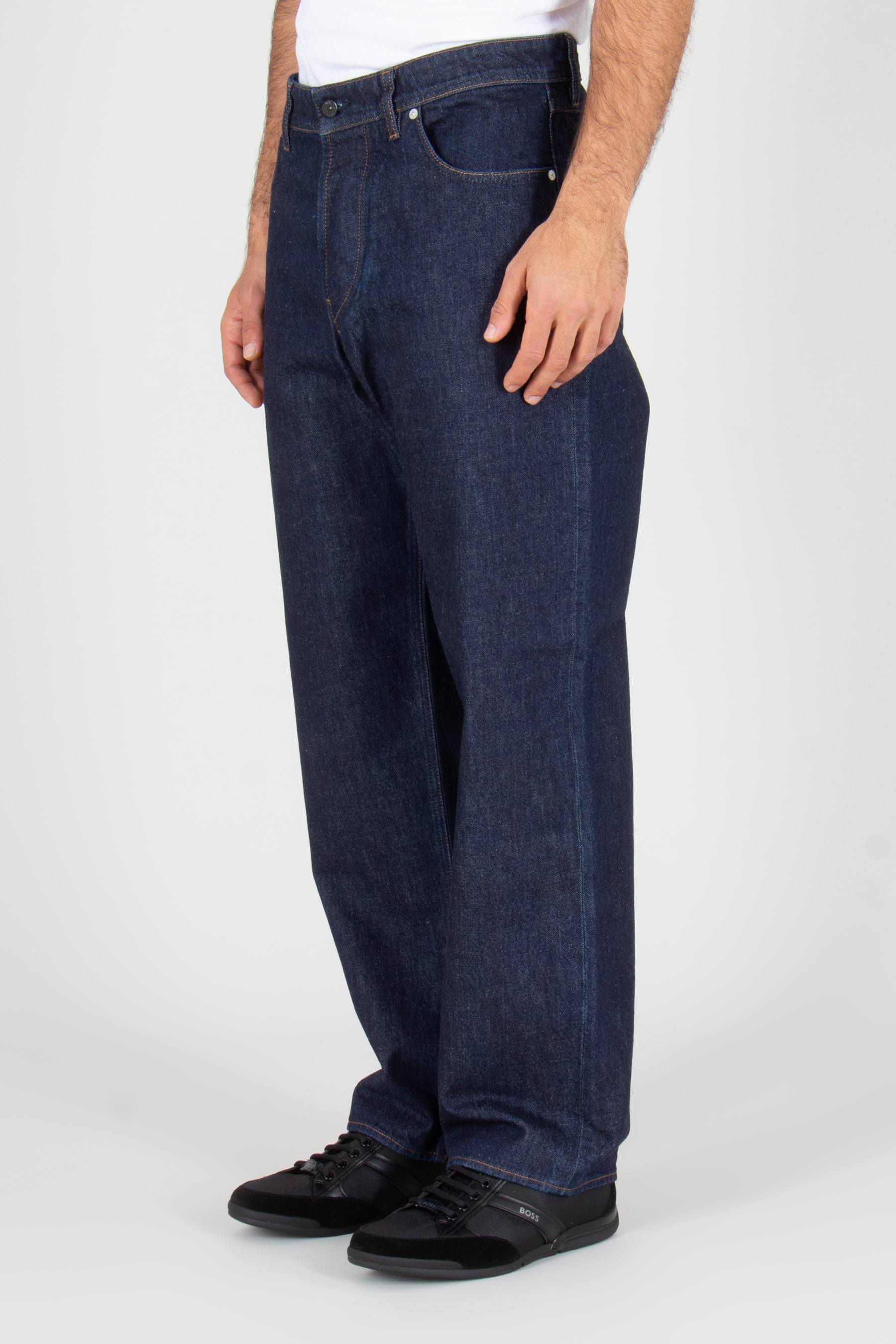 Hosen, Jeans, Erwachsener, Mann, Person
