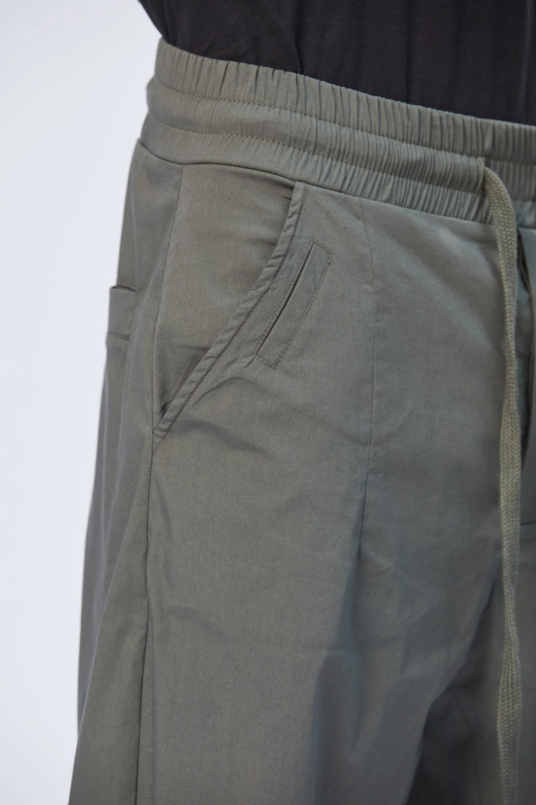 THOM KROM Cropped Crotch Stretch Pants THOM KROM Cropped Crotch Stretch Pants