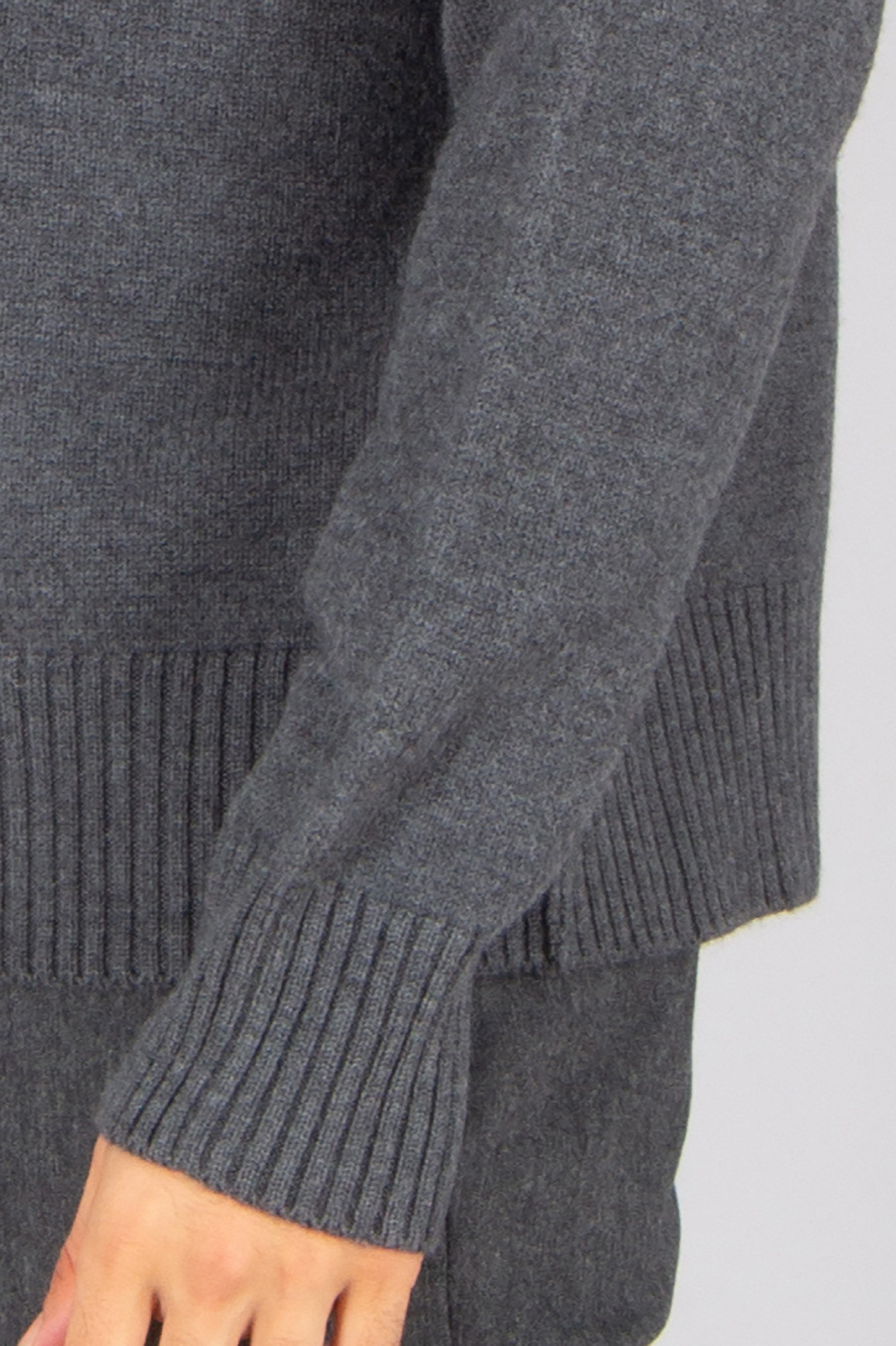 AMI PARIS Relaxed Fit Ami De Coeur Virgin Wool Funnel Neck Sweater Bekleidung, Strickwaren, Pullover