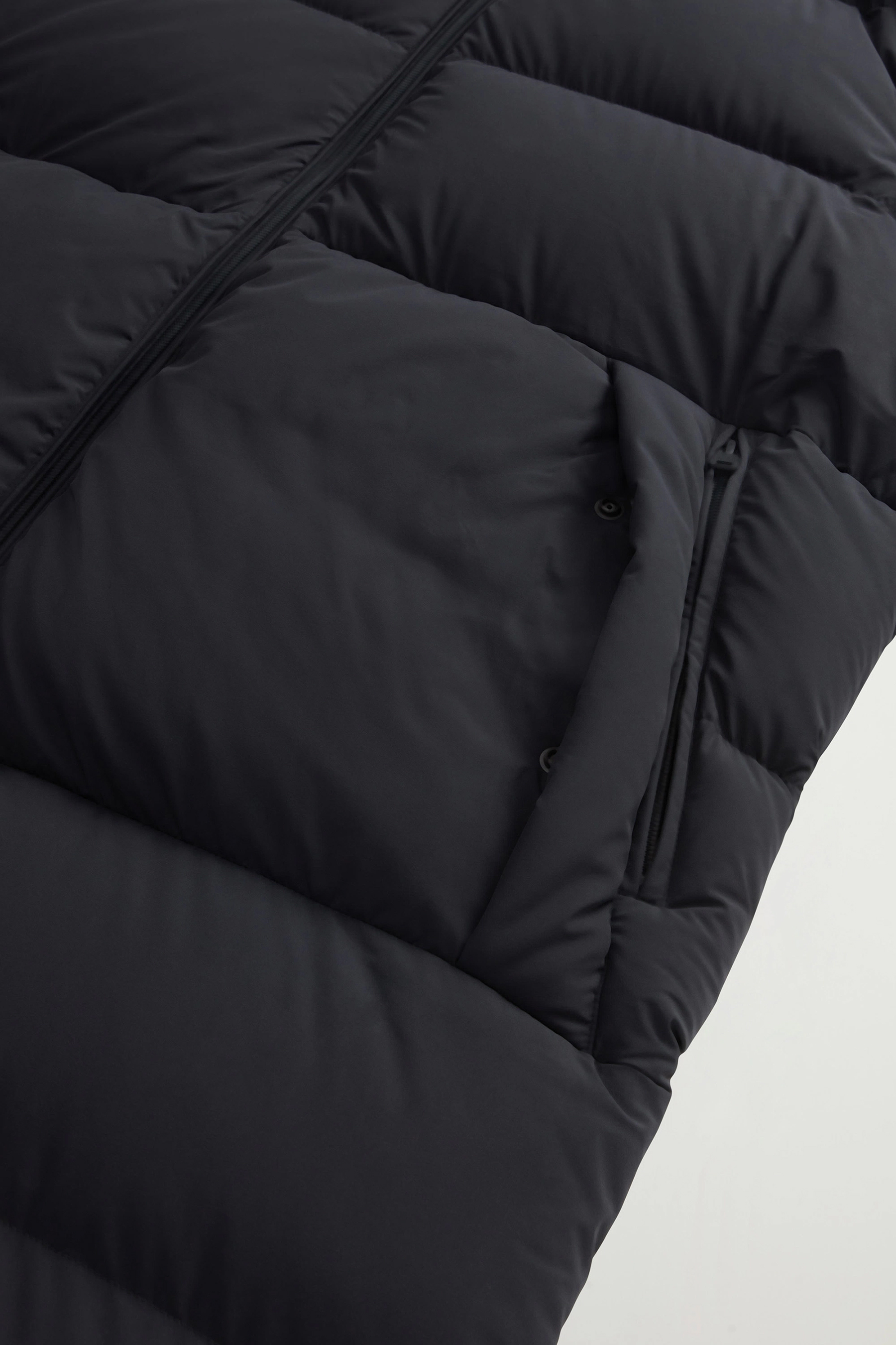WOOLRICH Nylon Stretch Down Parka Sierra Supreme WOOLRICH Nylon Stretch Down Parka Sierra Supreme