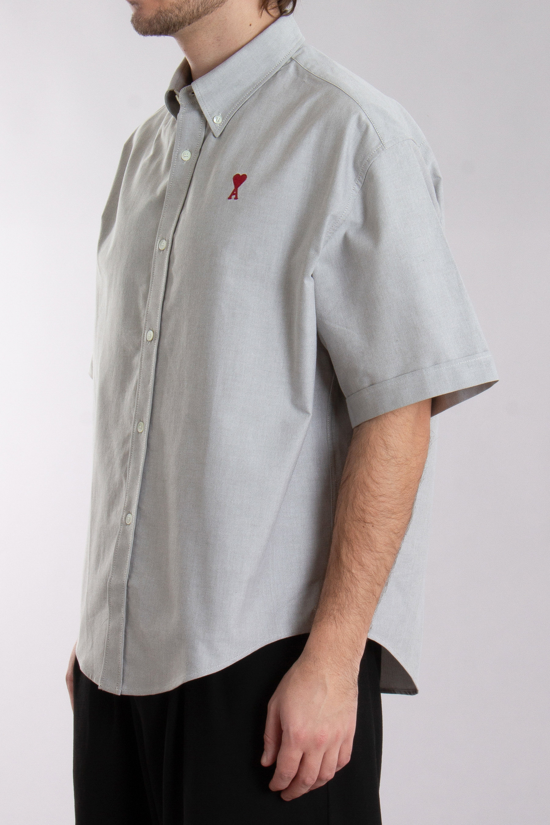 AMI PARIS Boxy Fit Ami De Coeur Cotton Oxford Button-Down Short-Sleeve Shirt AMI PARIS Boxy Fit Ami De Coeur Cotton Oxford Button-Down Short-Sleeve Shirt