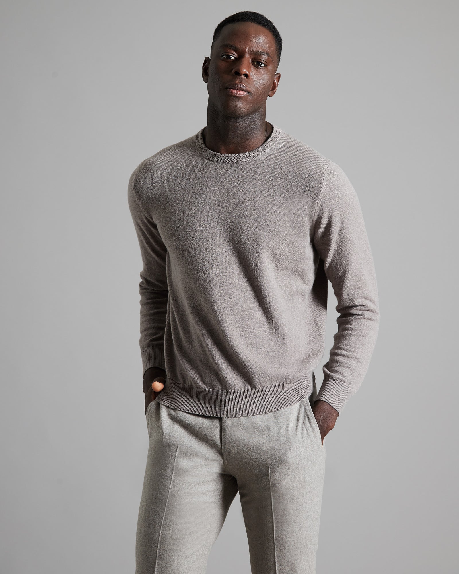 COLOMBO Kid Cashmere Round Neck Sweater COLOMBO Kid Cashmere Round Neck Sweater