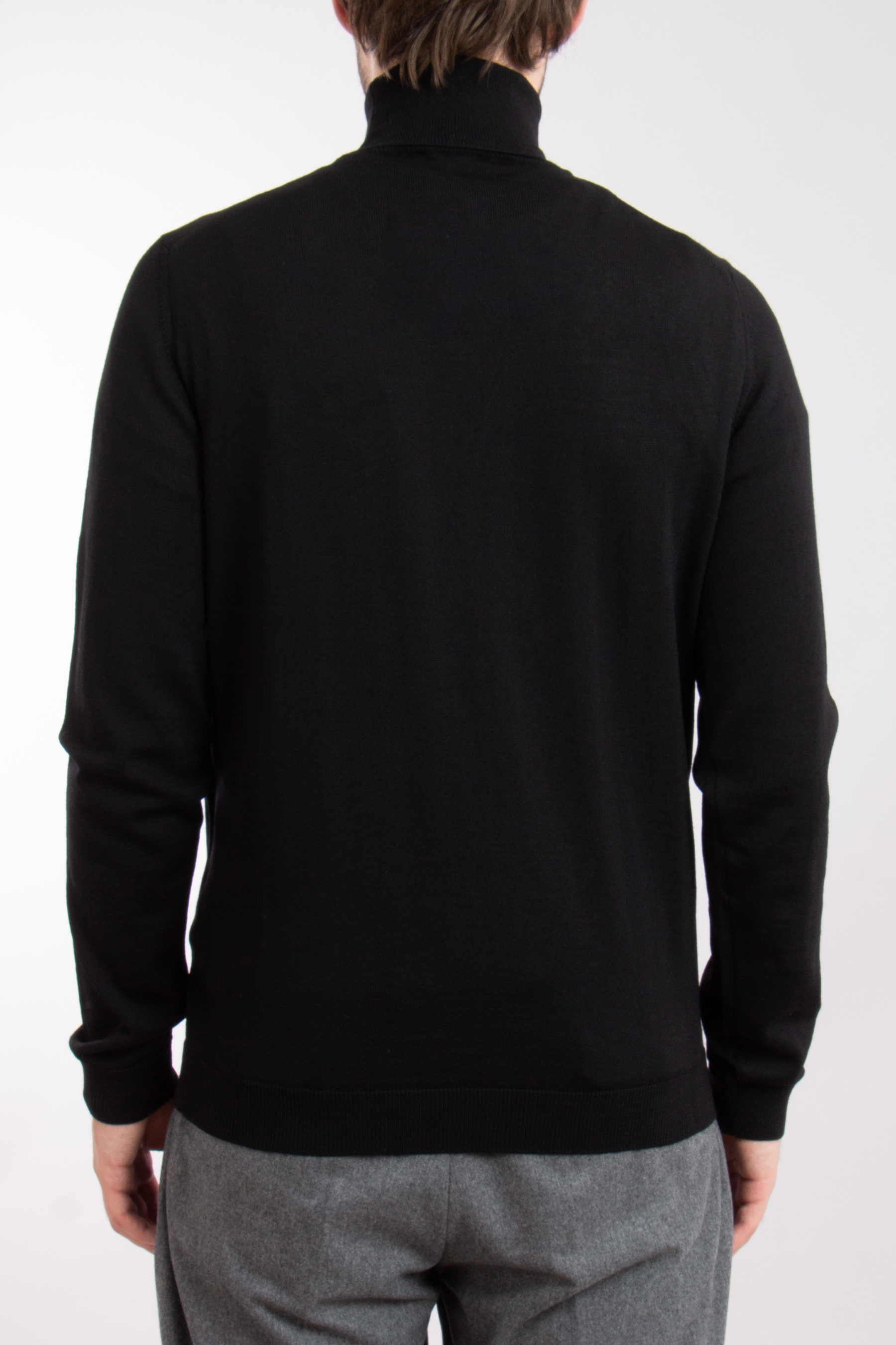 ROBERTO COLLINA Lightweight Extrafine Wool Turtleneck Sweater ROBERTO COLLINA Lightweight Extrafine Wool Turtleneck Sweater