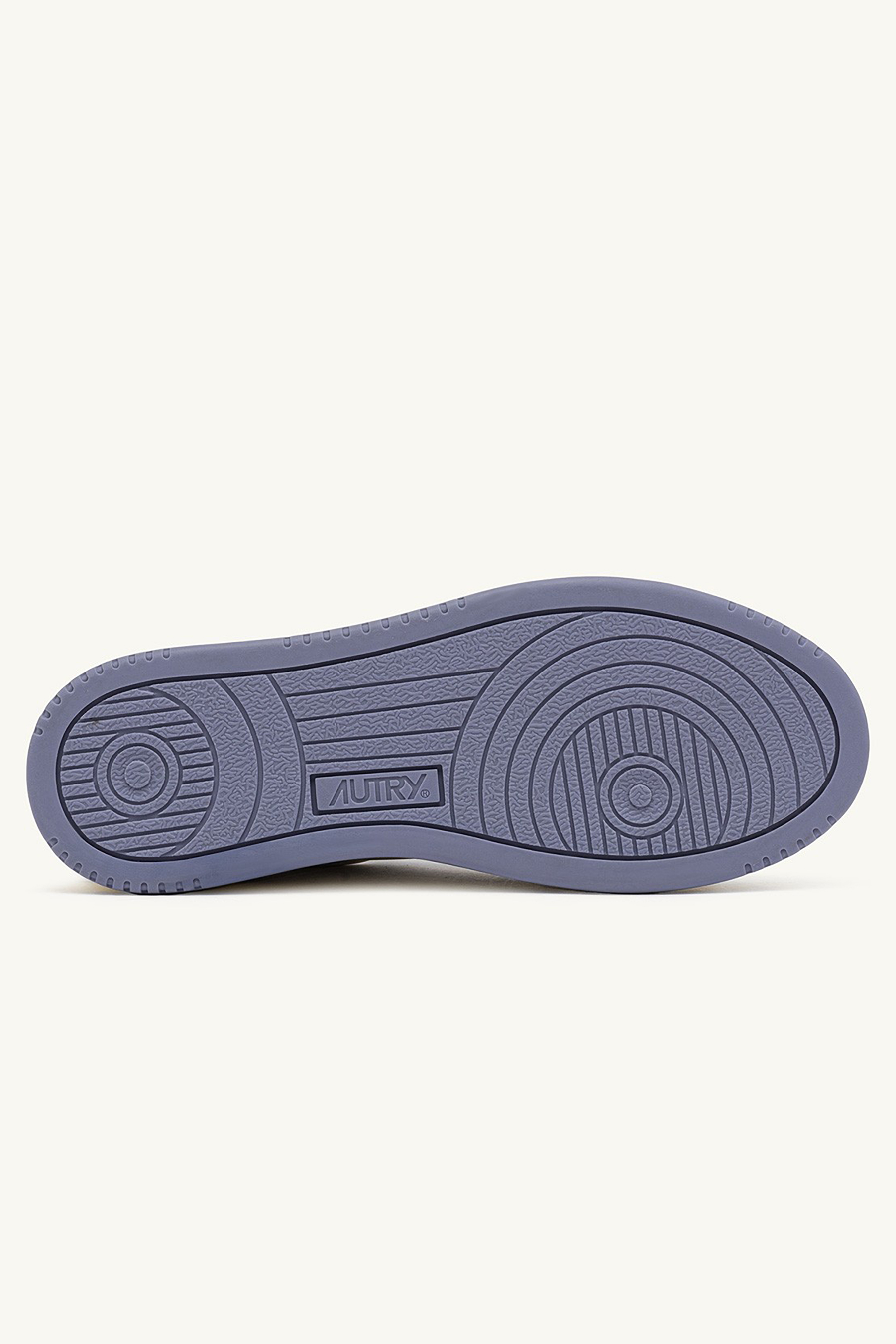 AUTRY Leather Sneakers Medalist Low Bekleidung, Schuhwerk, Schuh