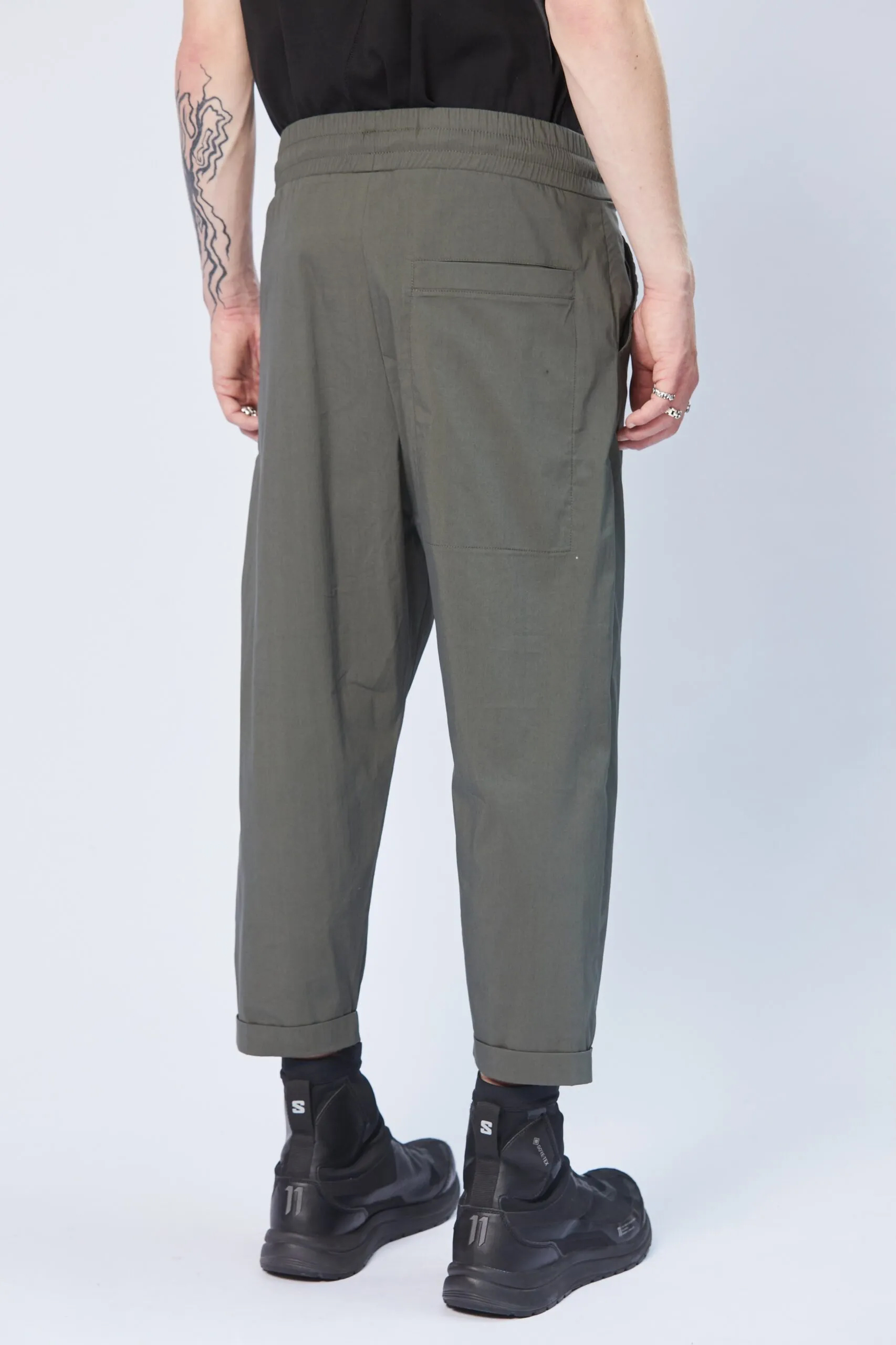 THOM KROM Cropped Crotch Stretch Pants THOM KROM Cropped Crotch Stretch Pants