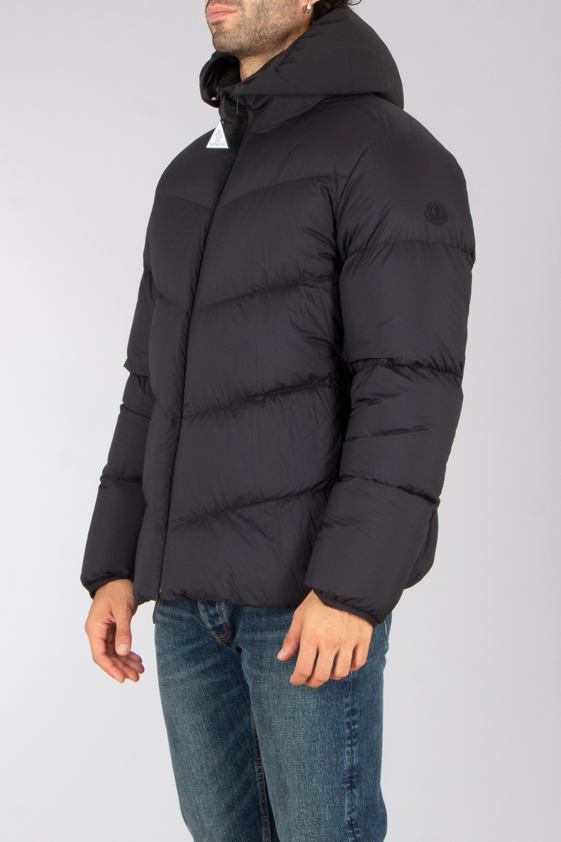 MONCLER Forez Regular Fit Longue Saison Down Jacket Bekleidung, Mantel, Jacke, Jeans