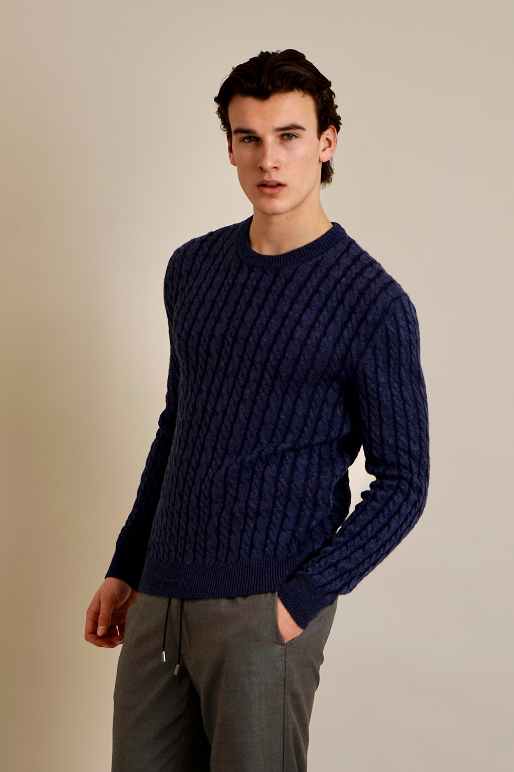 SEASE Regular Fit Cable Knit Vanisé Linen-Cashmere Blend Crew Neck Sweater