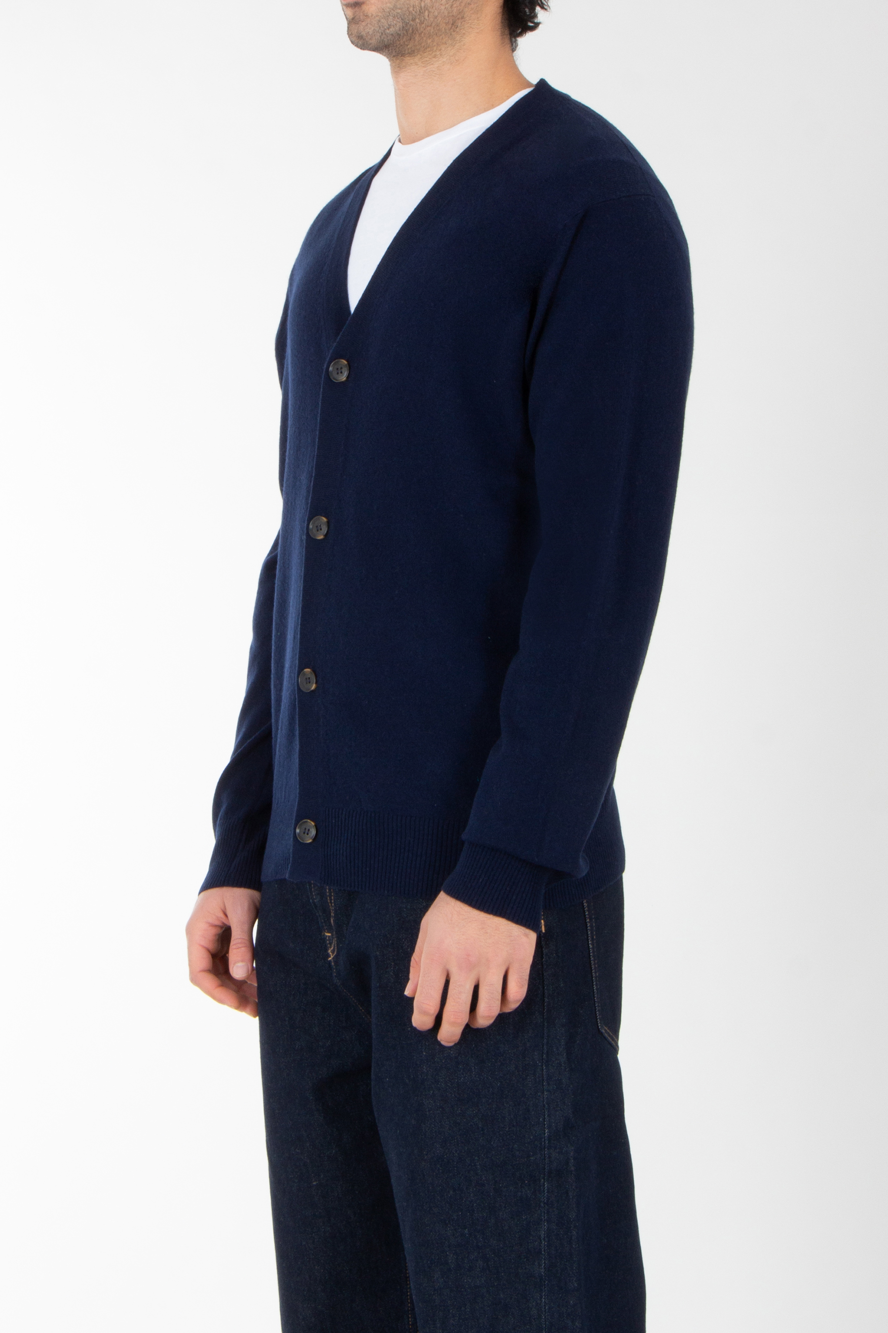 Strickwaren, Pullover, Mantel, Blazer, Jeanshose