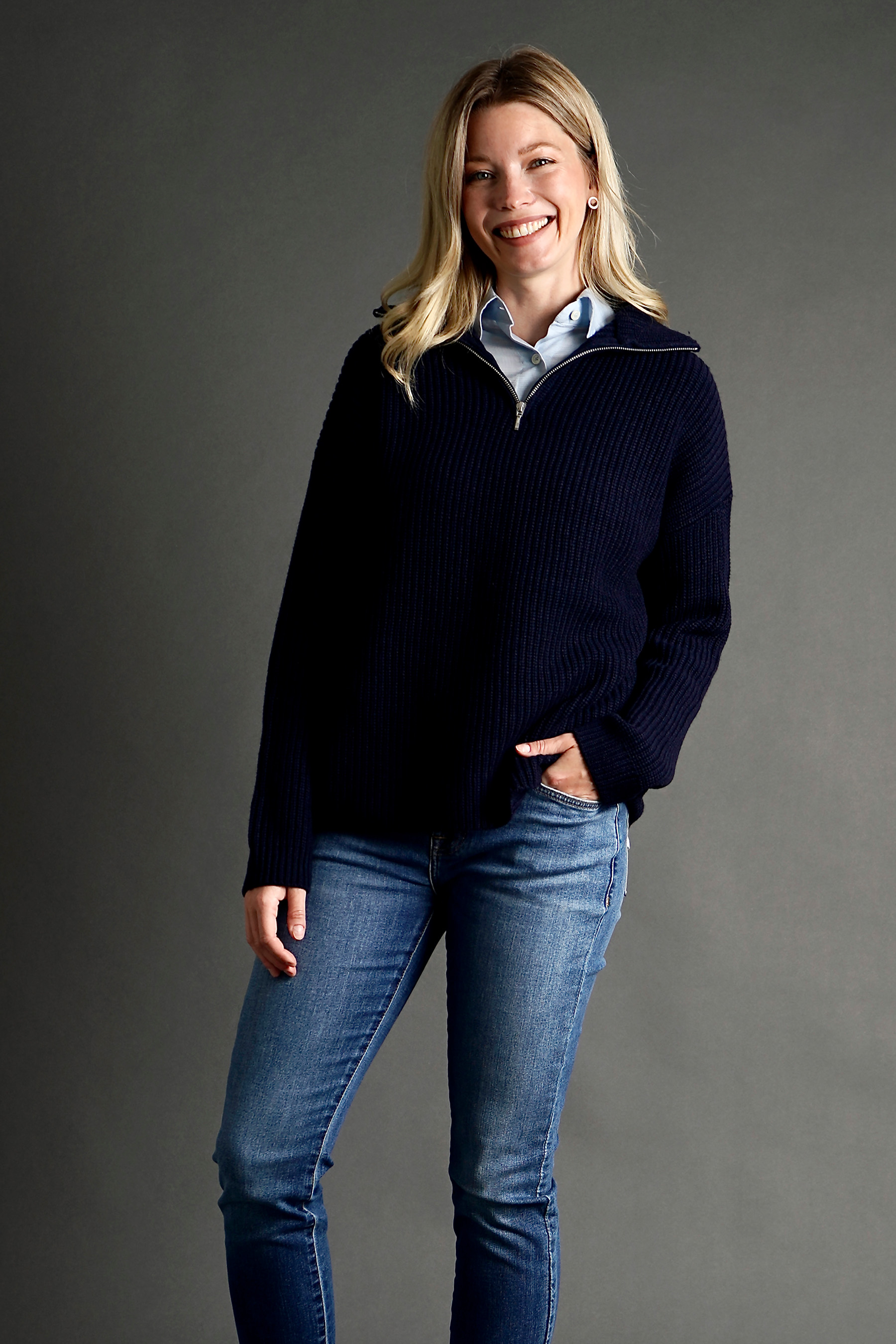 Jeanshose, Pullover, Jacke, Person, Frau