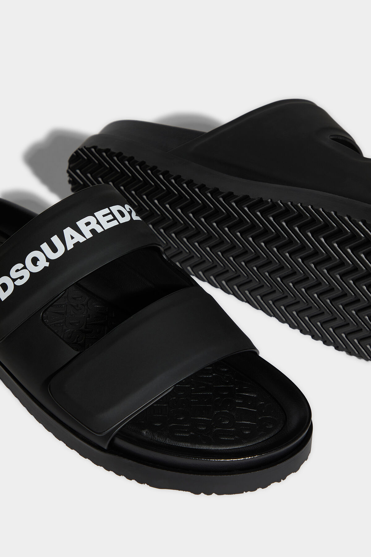 DSQUARED2 Logo Leather Sandals DSQUARED2 Logo Leather Sandals