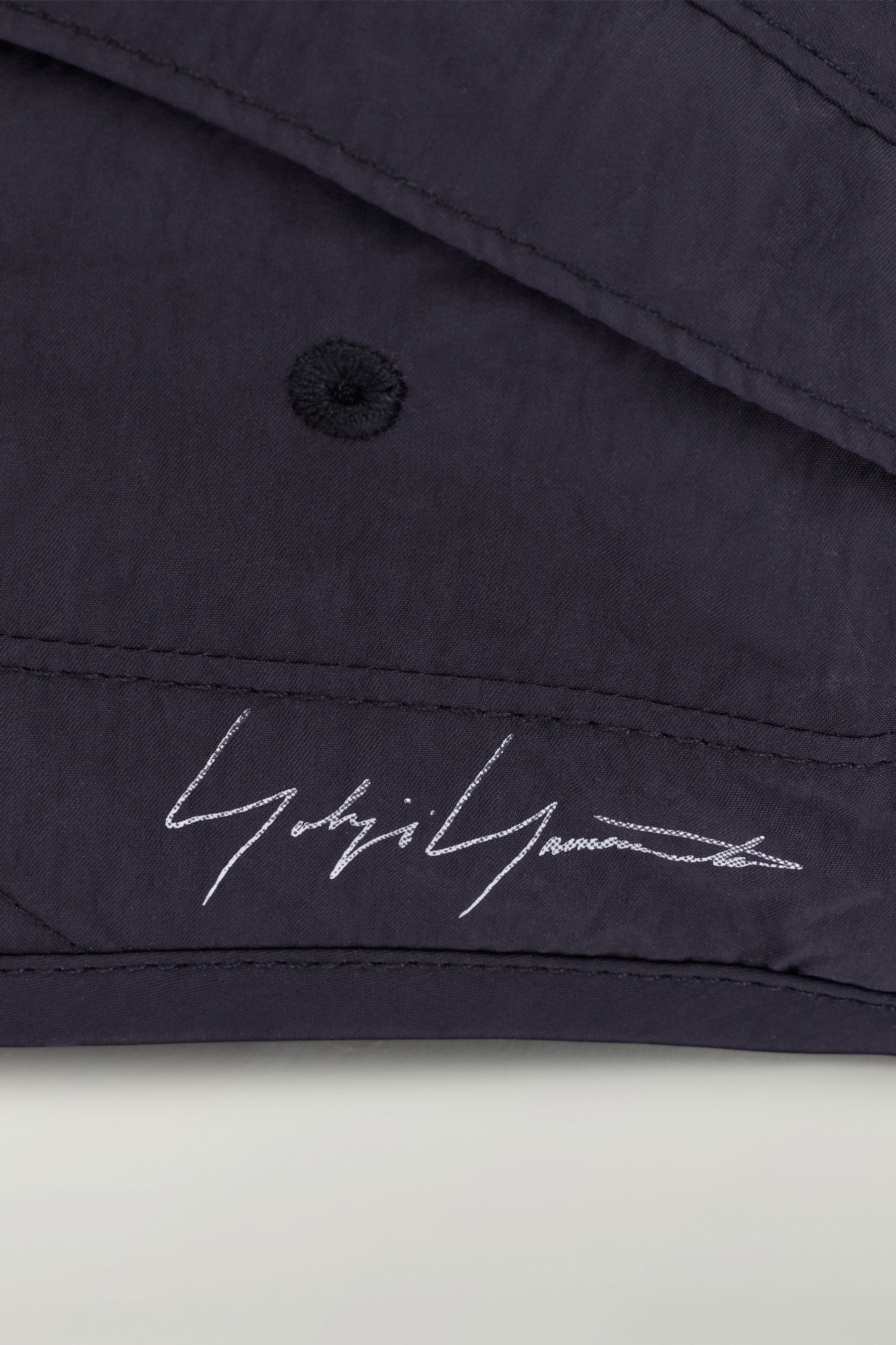 Handschrift, Text, Kleidung, Hosen, Handtasche