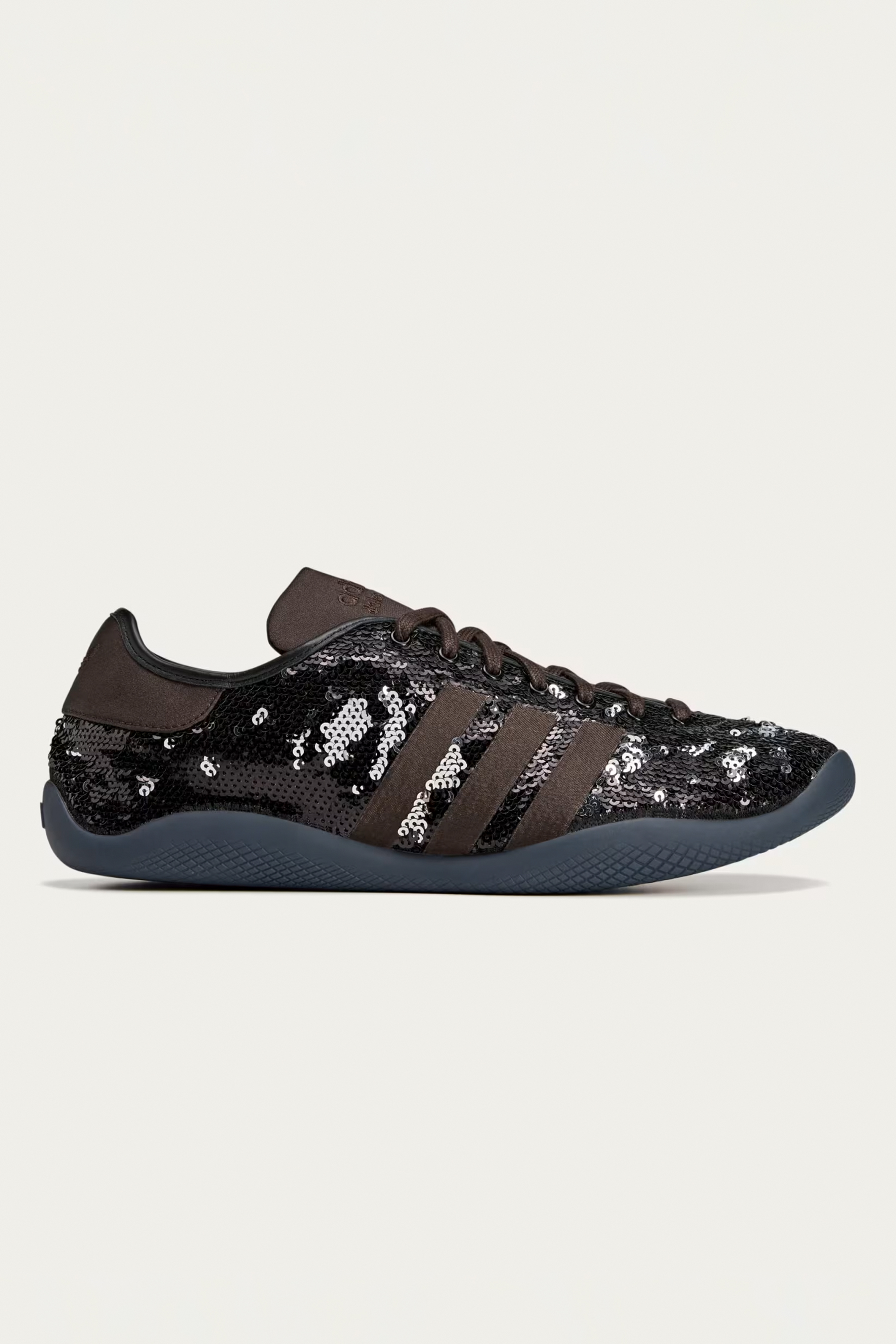 ADIDAS X Wales Bonner Sequin Sneakers Karintha Lo Bekleidung, Schuhwerk, Schuh, Sneaker