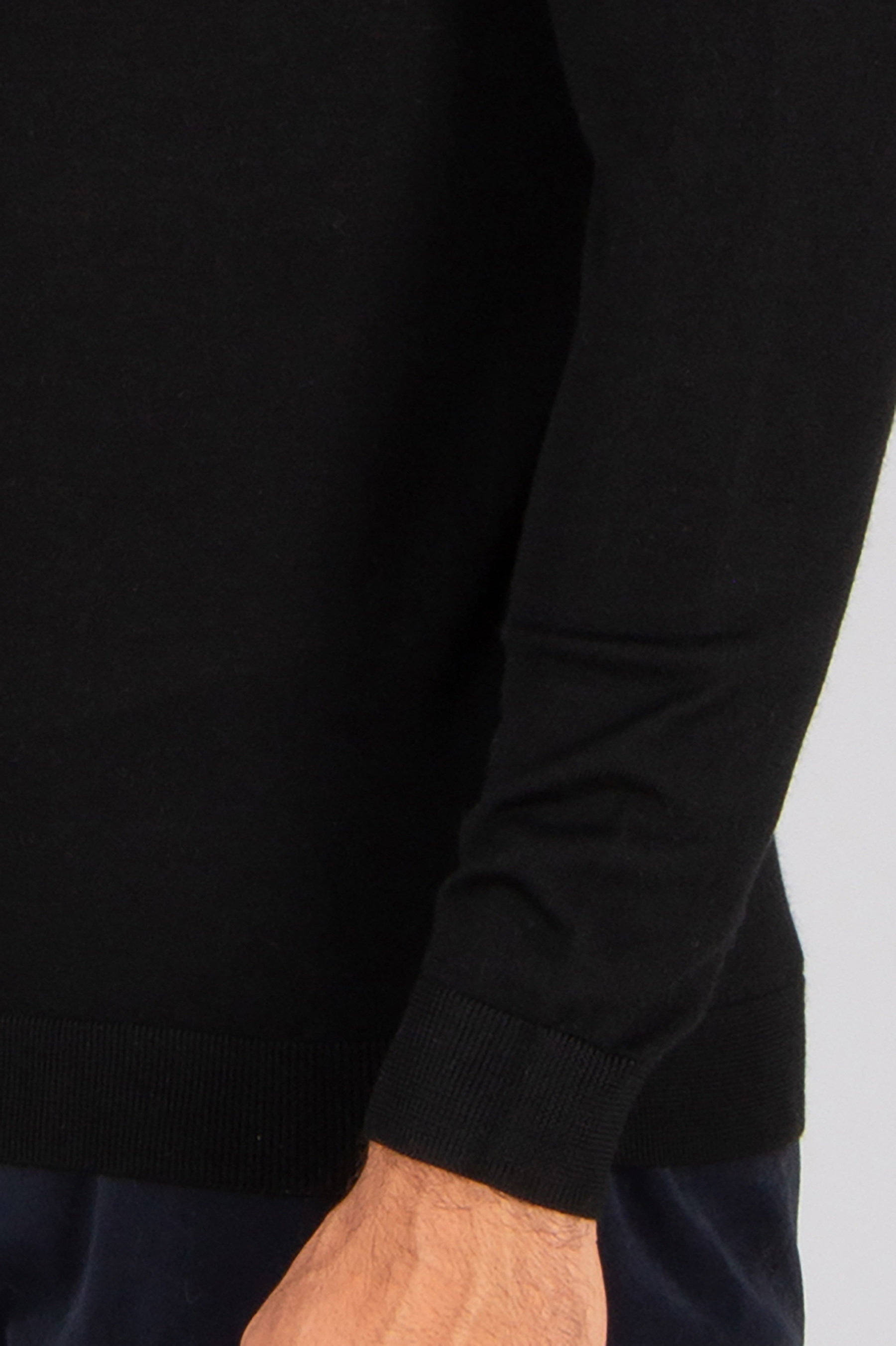 MIENTUS BERLIN Regular Fit Extra Fine Wool-Silk-Cashmere Blend Long-Sleeve Knit Polo Langarm, Ärmel, Pullover, Hosen, Person