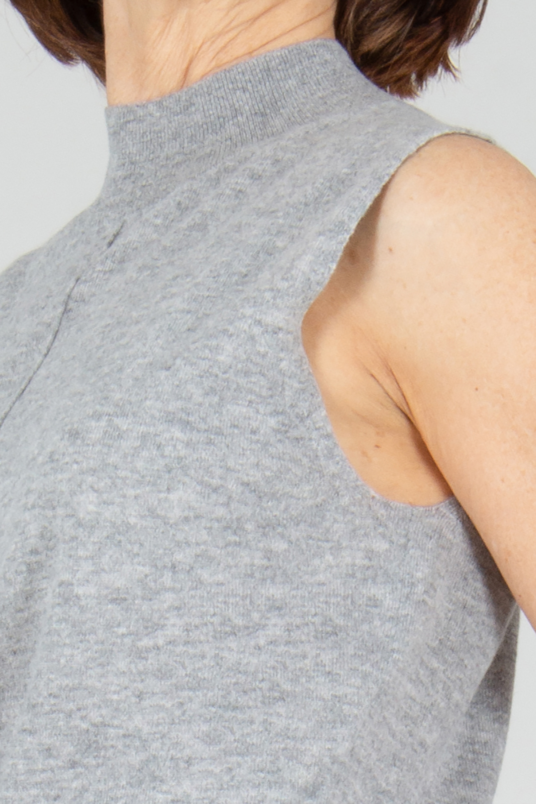 Bluse, Kleidung, Person, Körperteil, Schulter