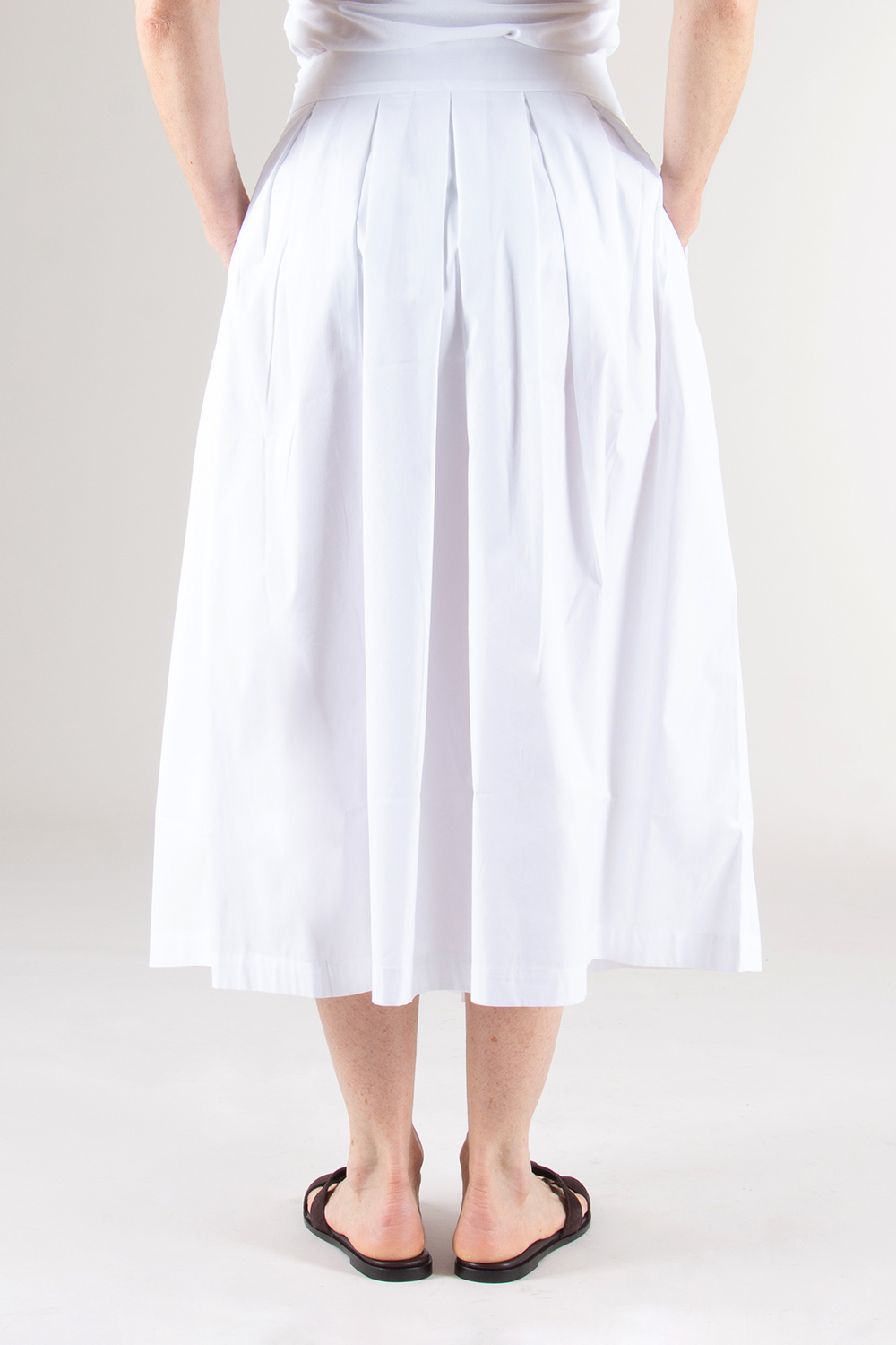 0039 ITALY Long Pleated Skirt Kylie