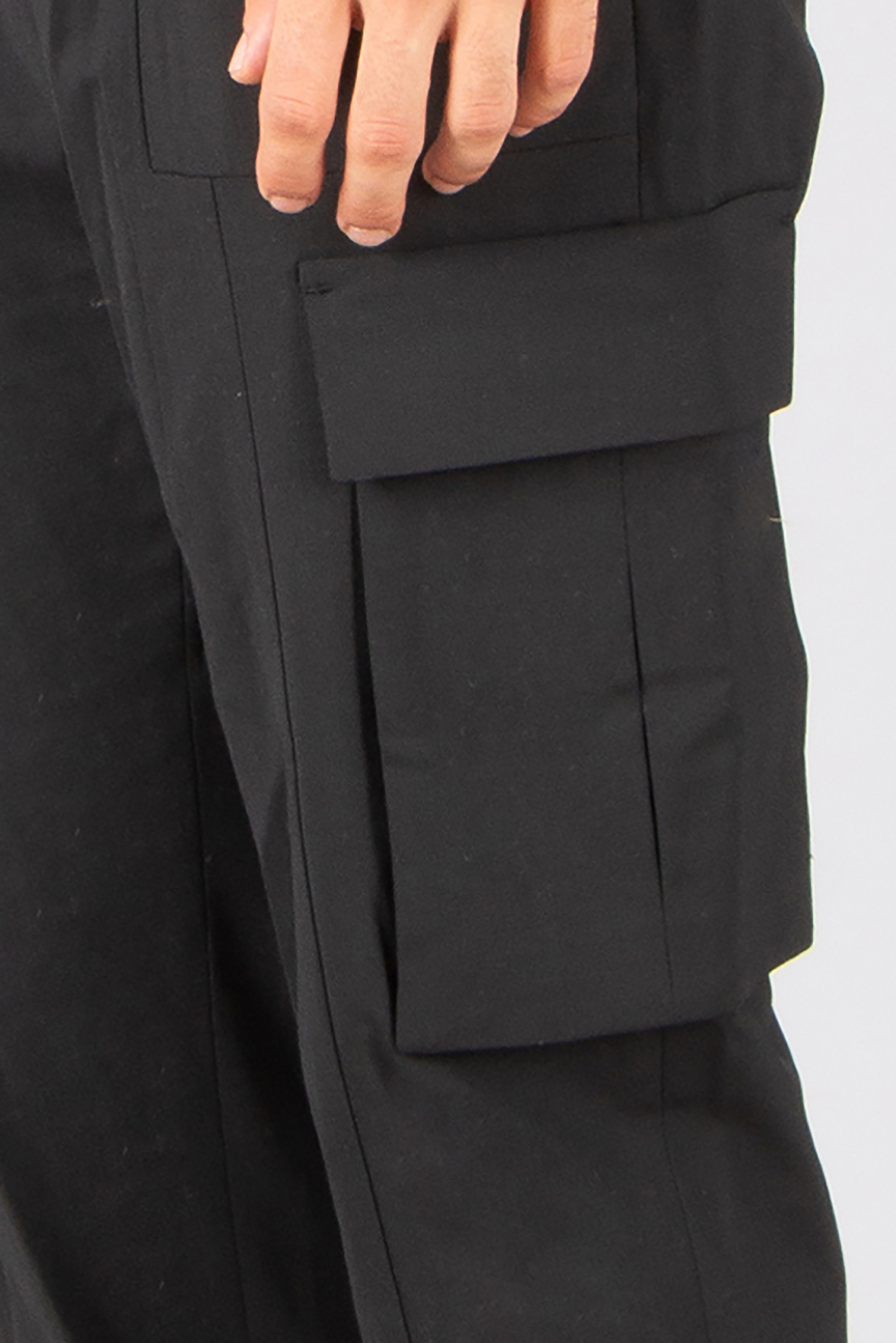 JUUN.J Relaxed Fit Wool Blend Cargo Joggers Bekleidung, Hosen, Formelle Kleidung, Anzug, Mantel
