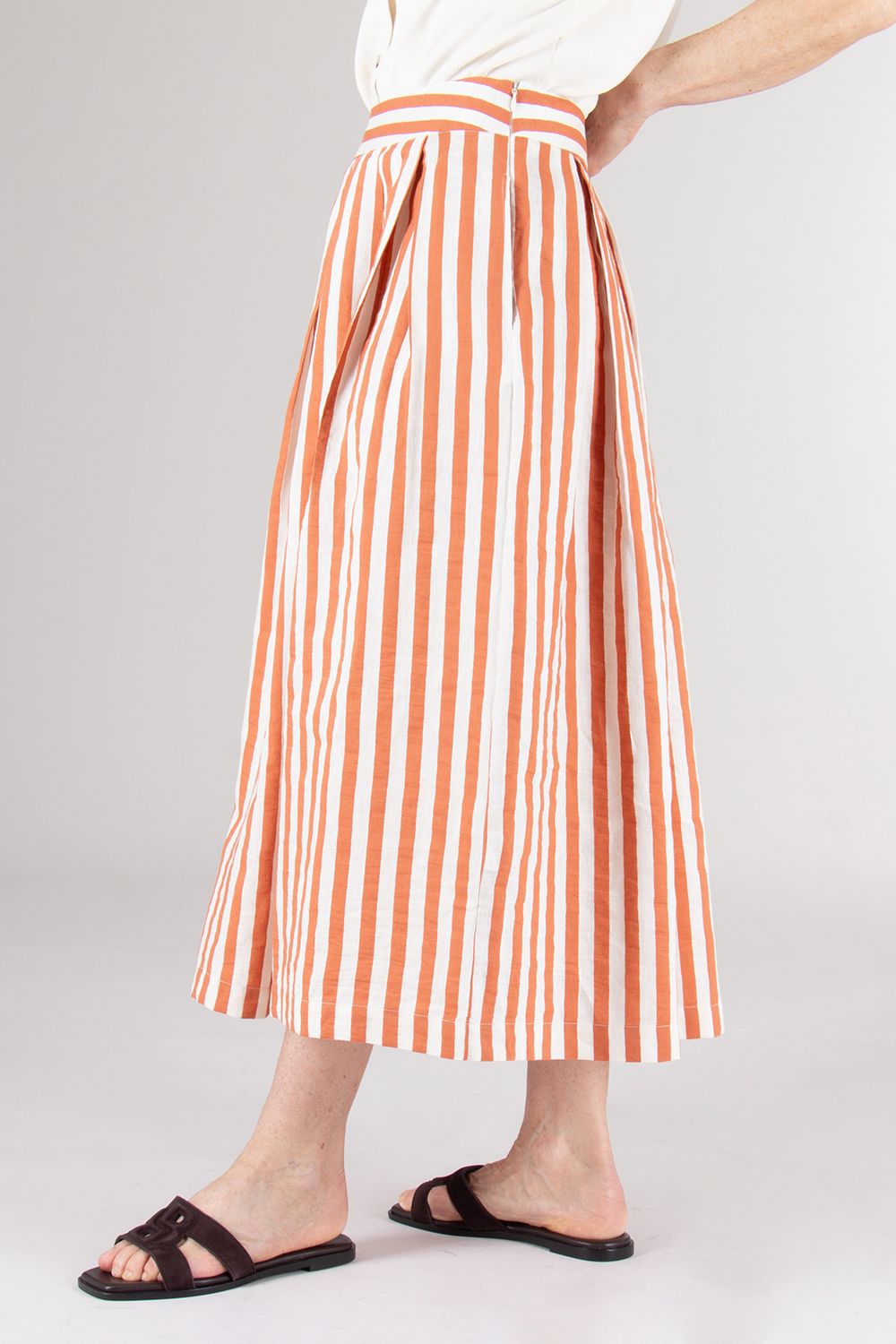 0039 ITALY Striped Linen Blend Flared Skirt Kylie
