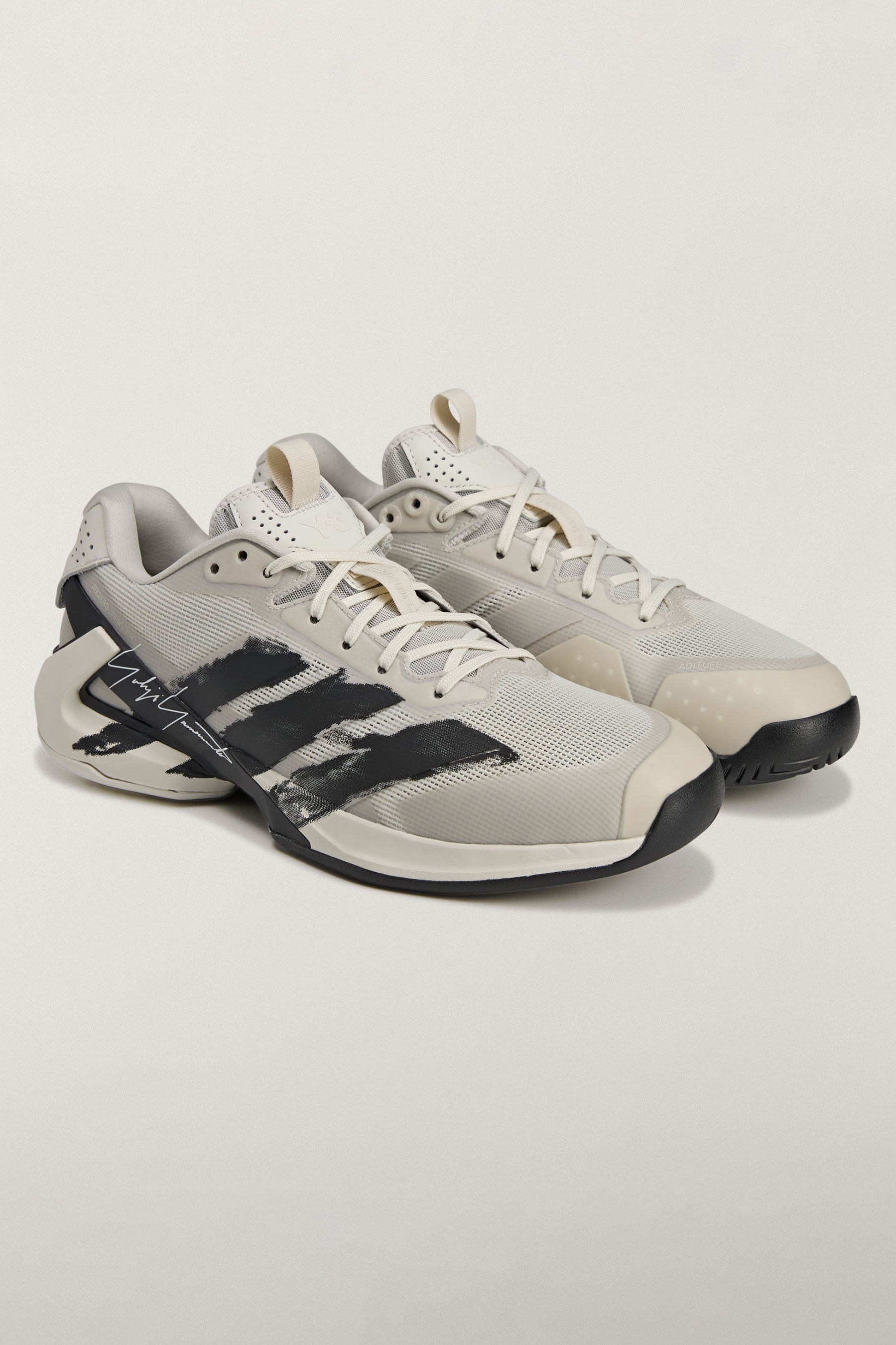 Y-3 Tennis Shoes Adizero Ubersonic 5 Bekleidung, Schuhwerk, Schuh, Sneaker, Laufschuh