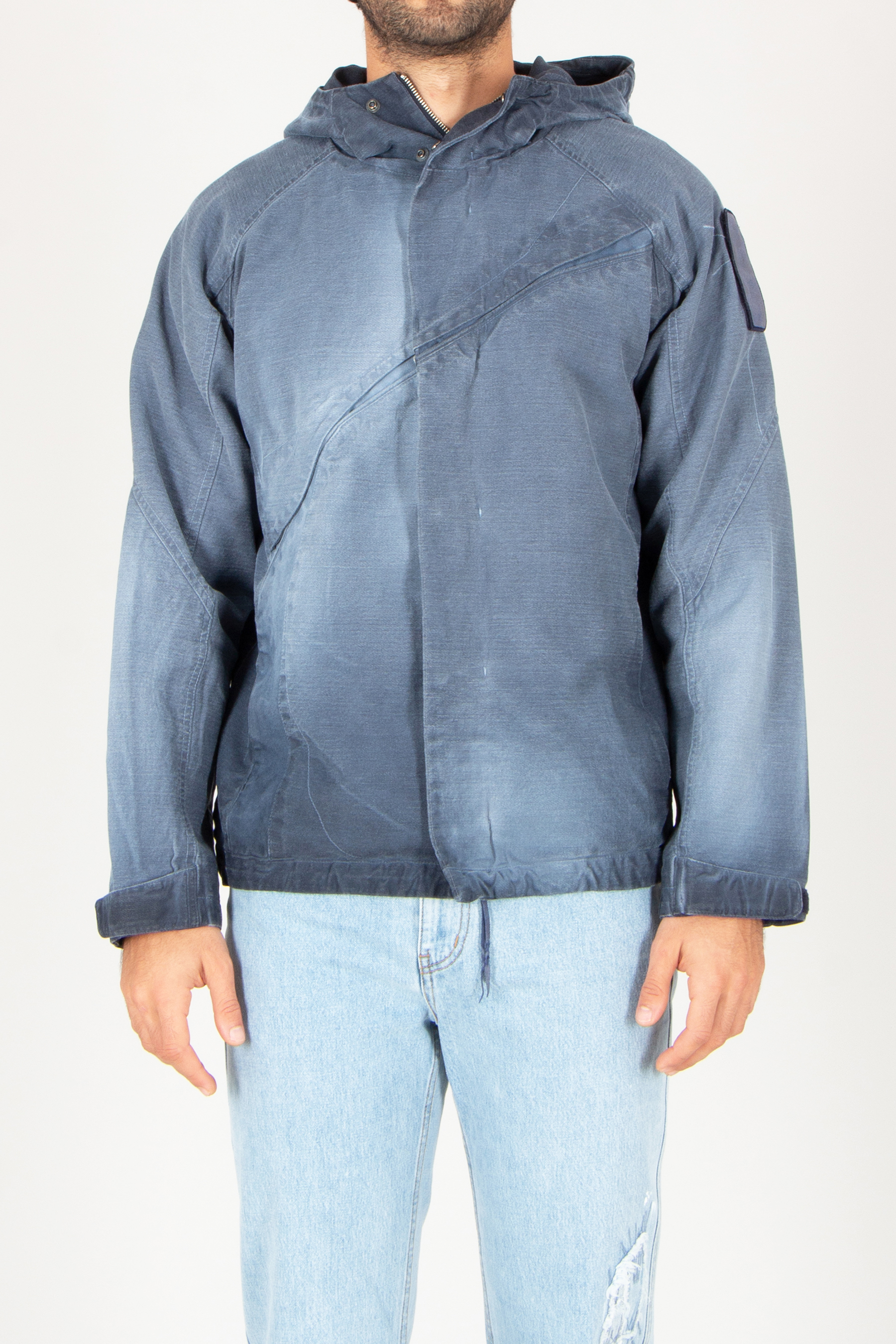 Mantel, Jacke, Hosen, Kapuzenpulli, Weste