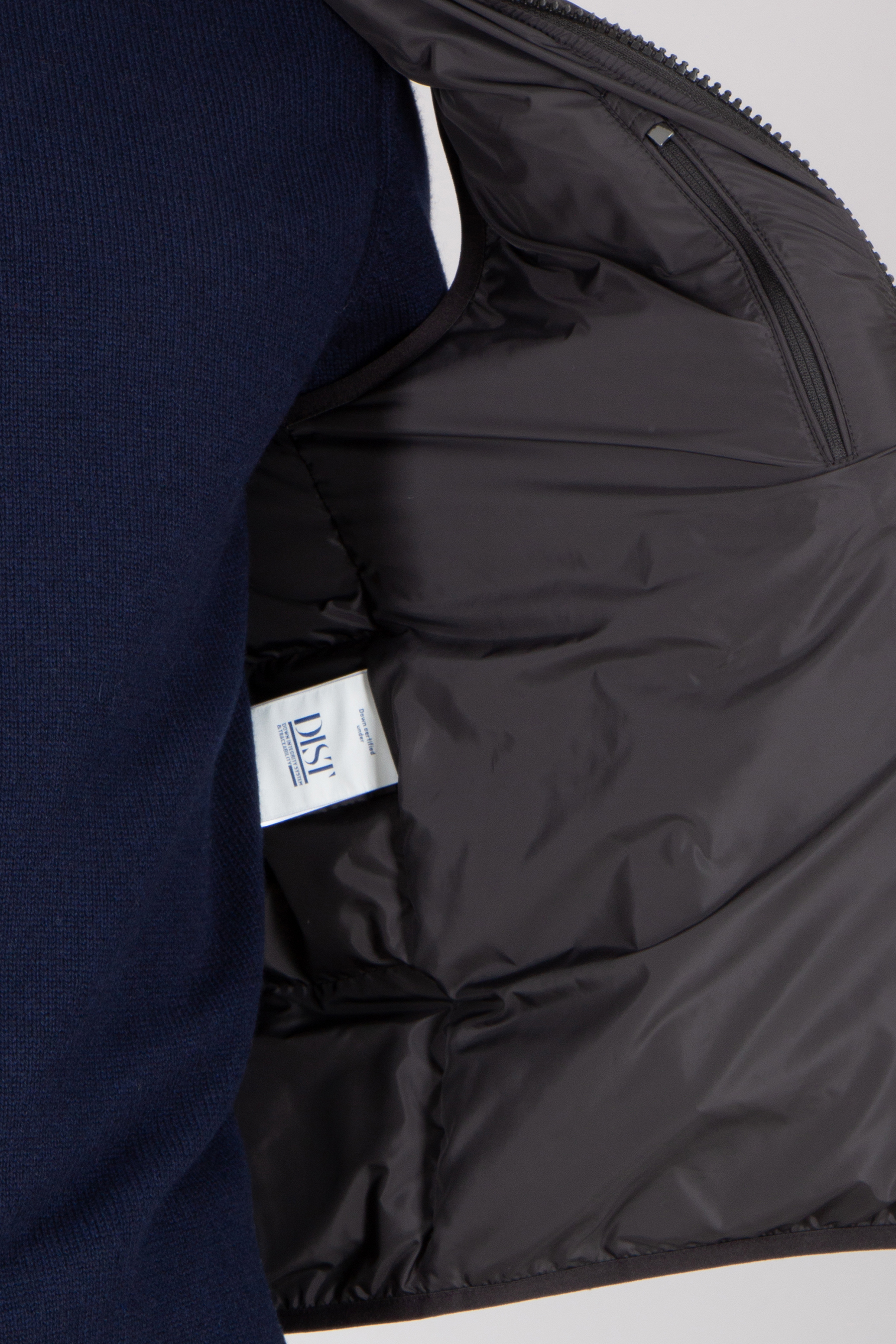MONCLER Gabas Regular Fit Polyester Down Vest Bekleidung, Mantel, Jacke, Weste, Rettungsweste