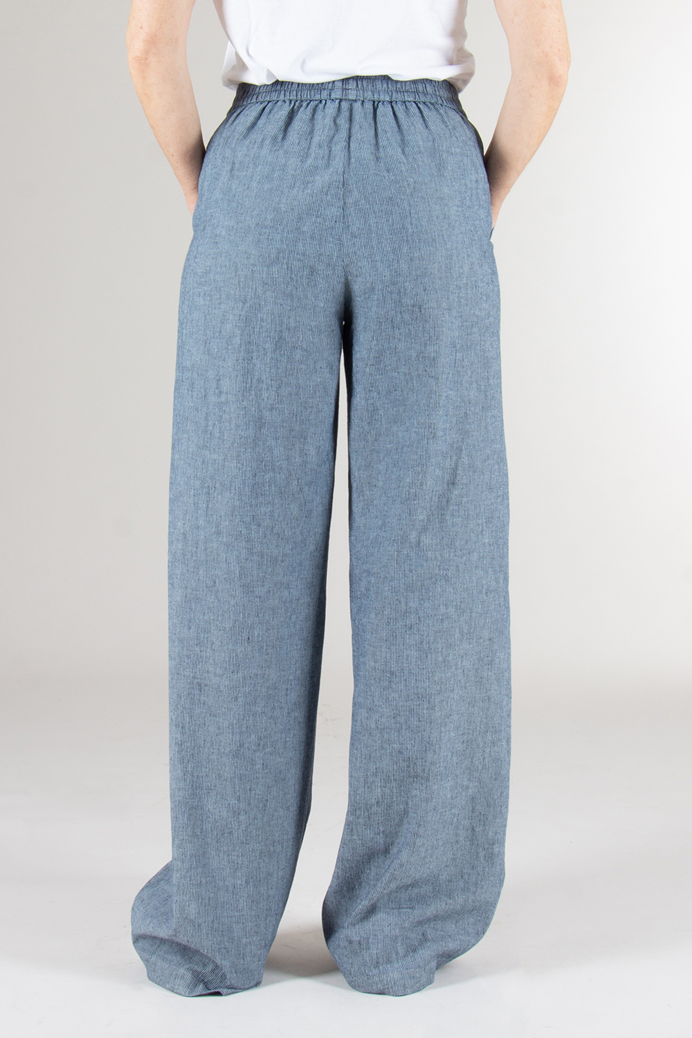 0039 ITALY Regular Fit Linen Striped Pants