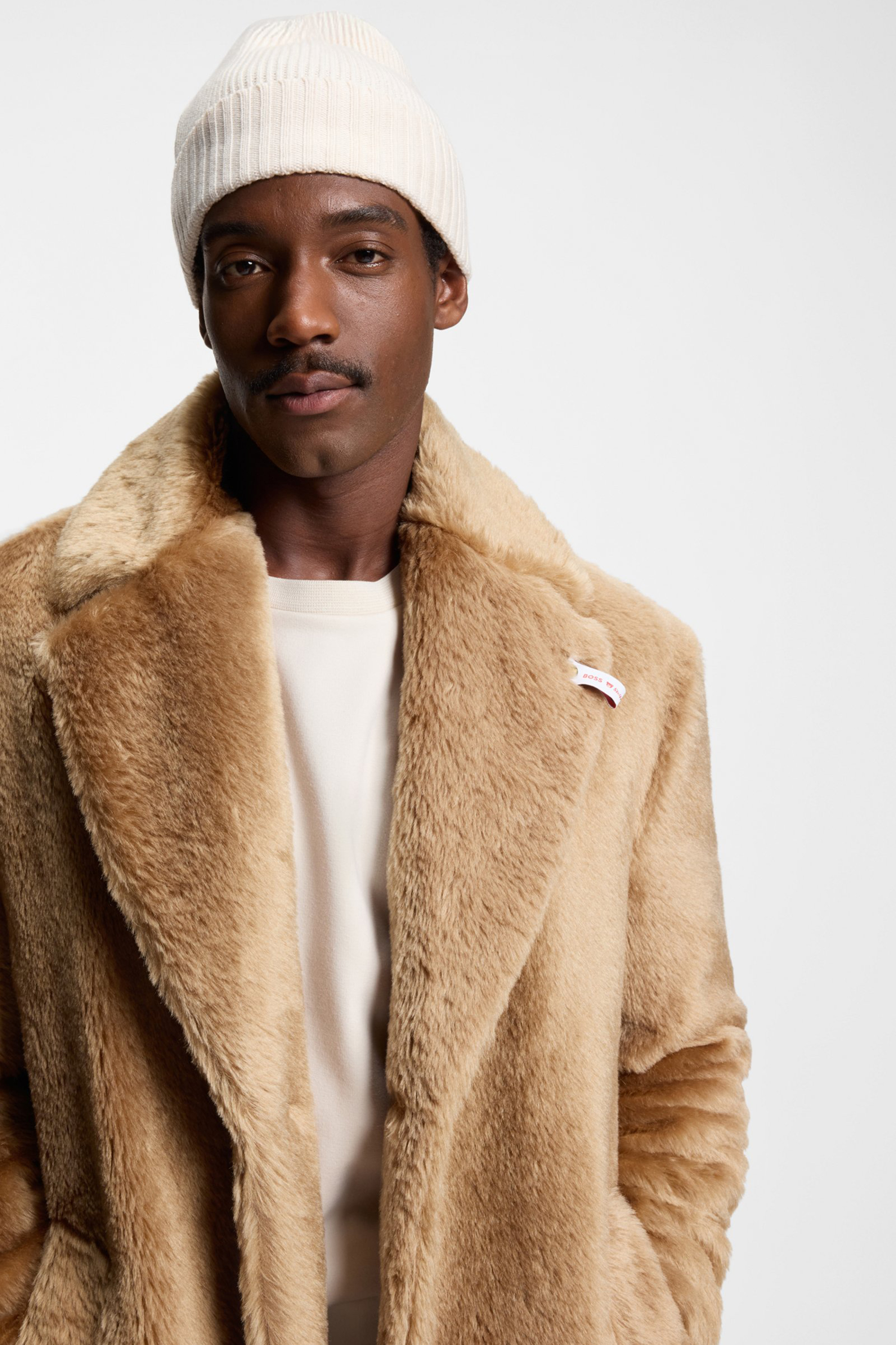 Mantel, Mütze, Erwachsener, Mann, Person