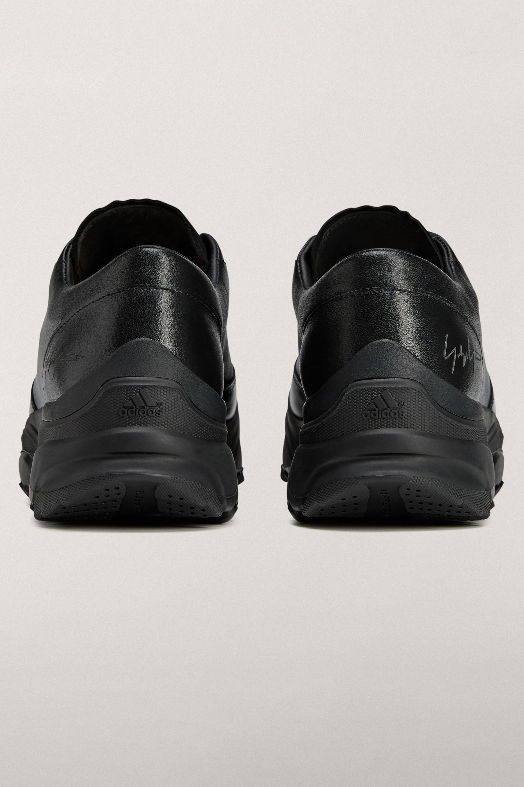 Y-3 Leather Sneakers GSG9 Low Bekleidung, Schuhwerk, Schuh, Sneaker