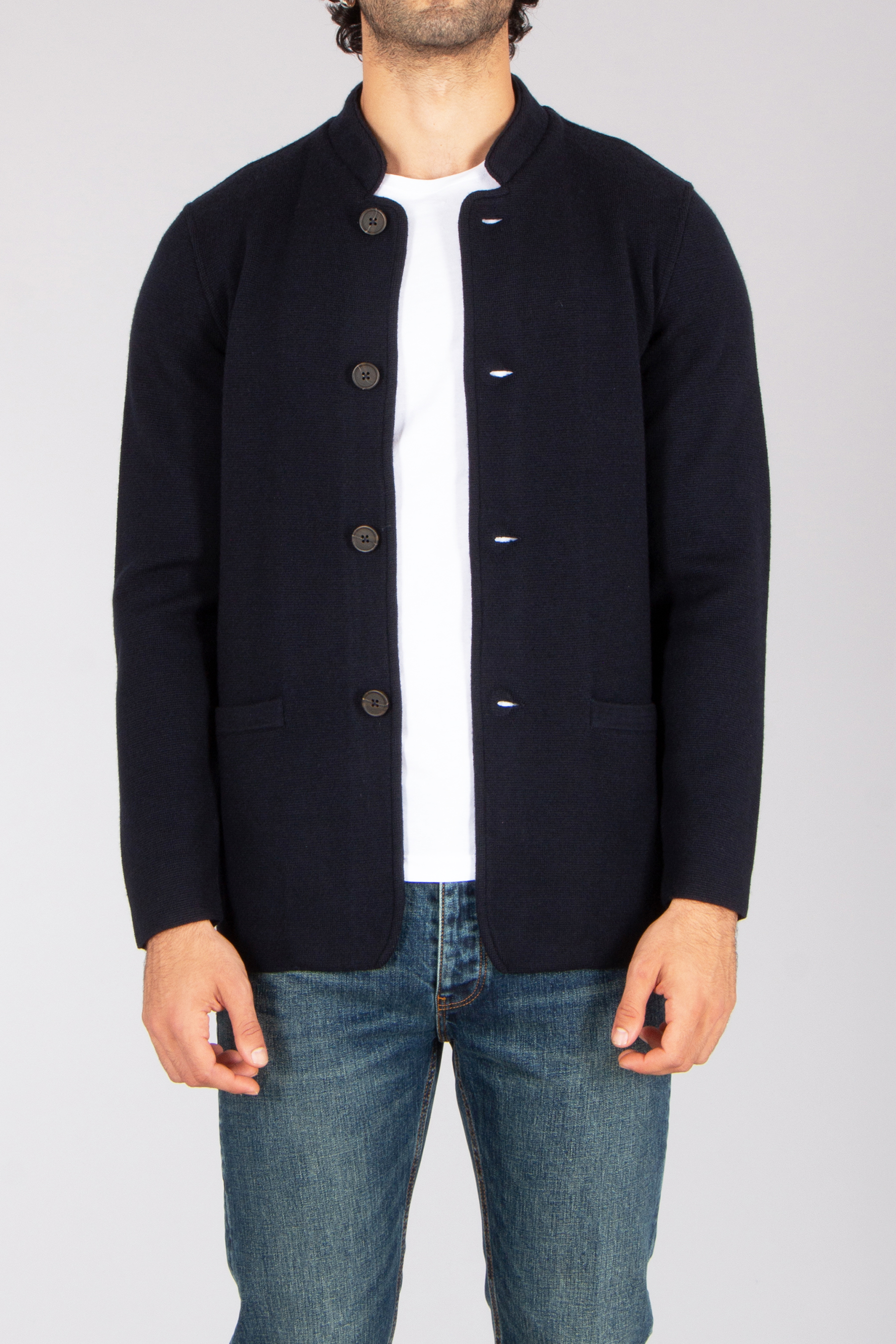 EMPORIO ARMANI Regular Fit Travel Essential Virgin Wool Cardigan Mantel, Jacke, Blazer, Strickwaren, Pullover