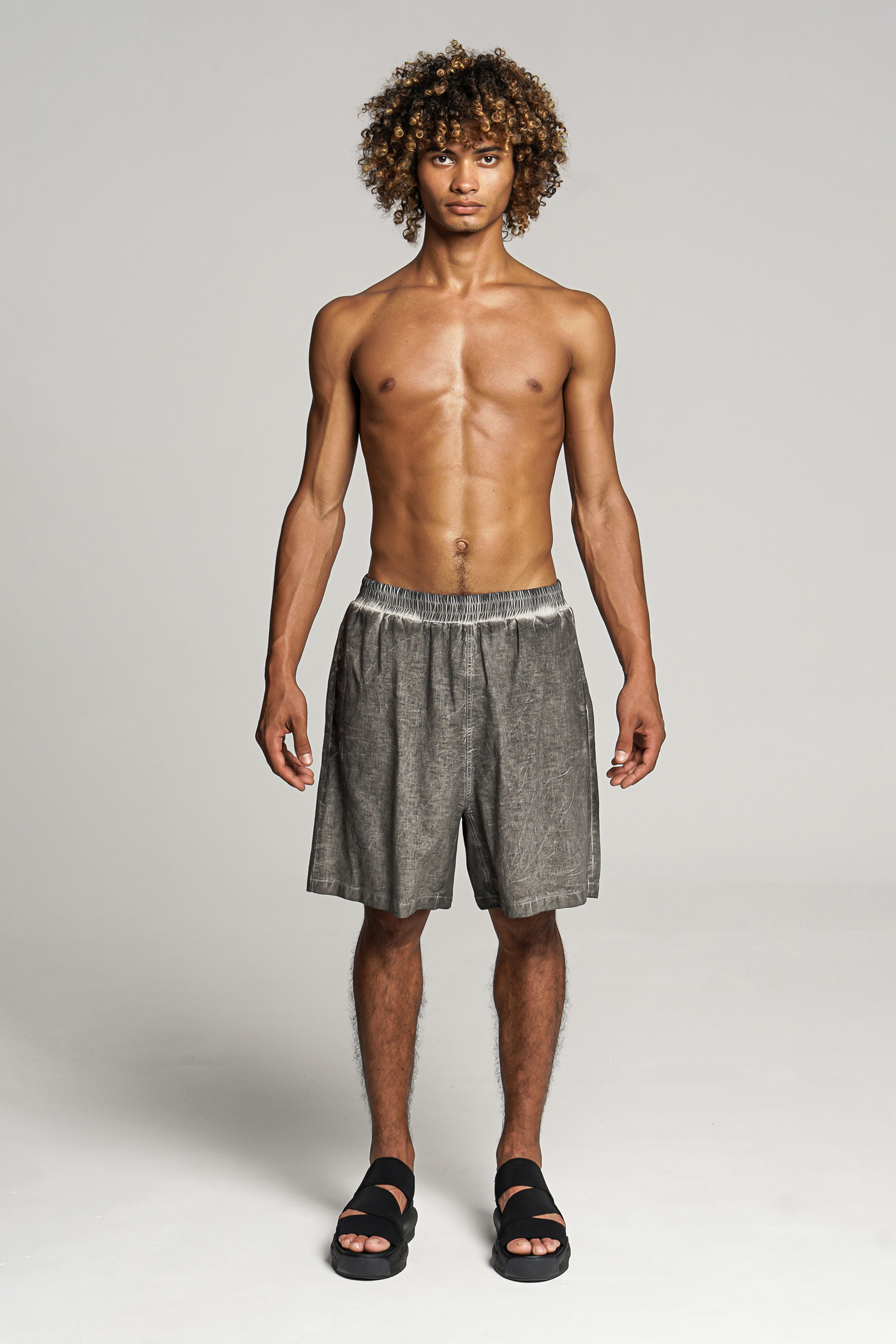 RE:VOLVER ATELIER Drop Crotch Cotton-Linen Blend Shorts