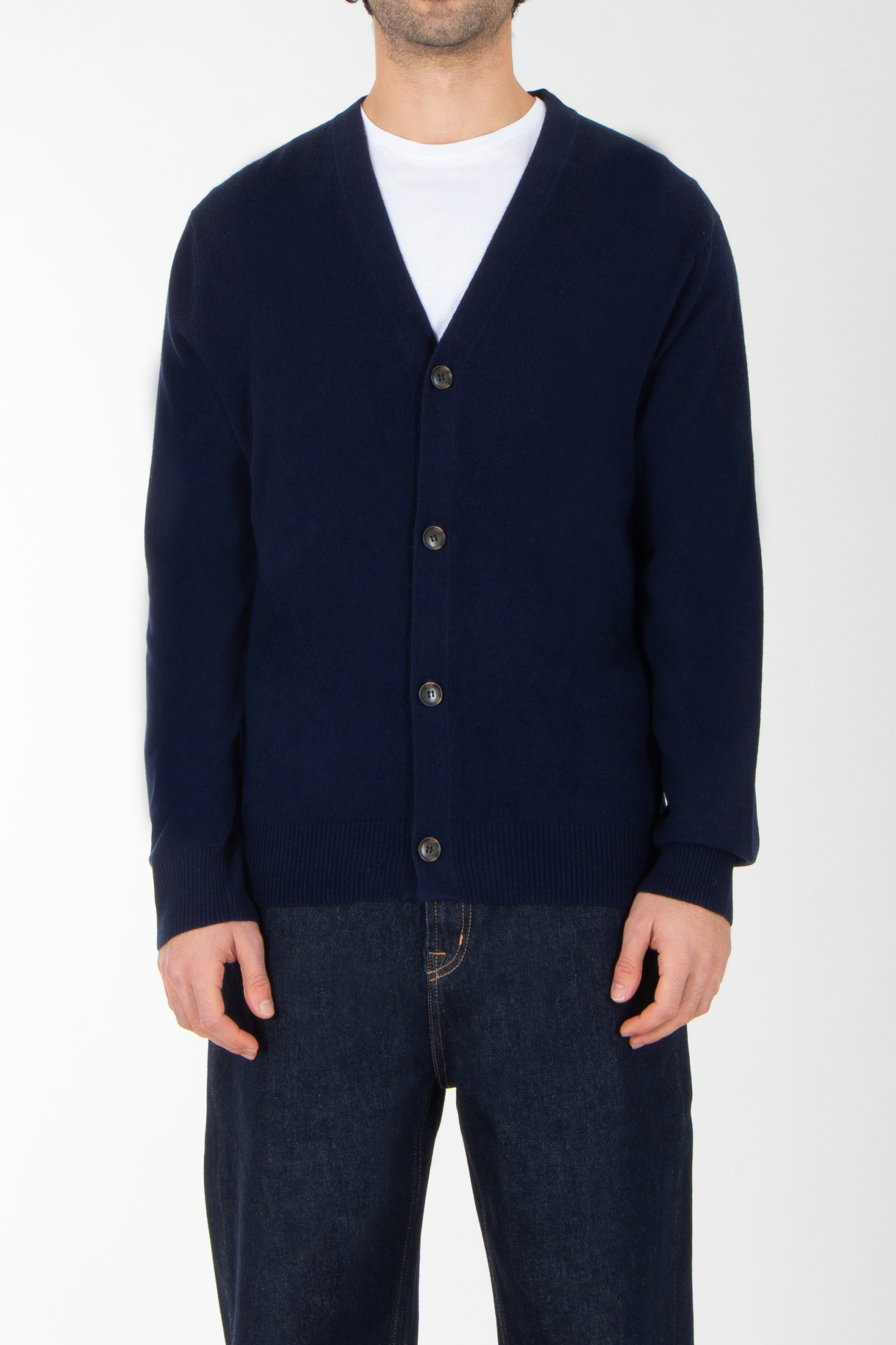 Strickwaren, Pullover, Strickjacke, Mantel, Jeans