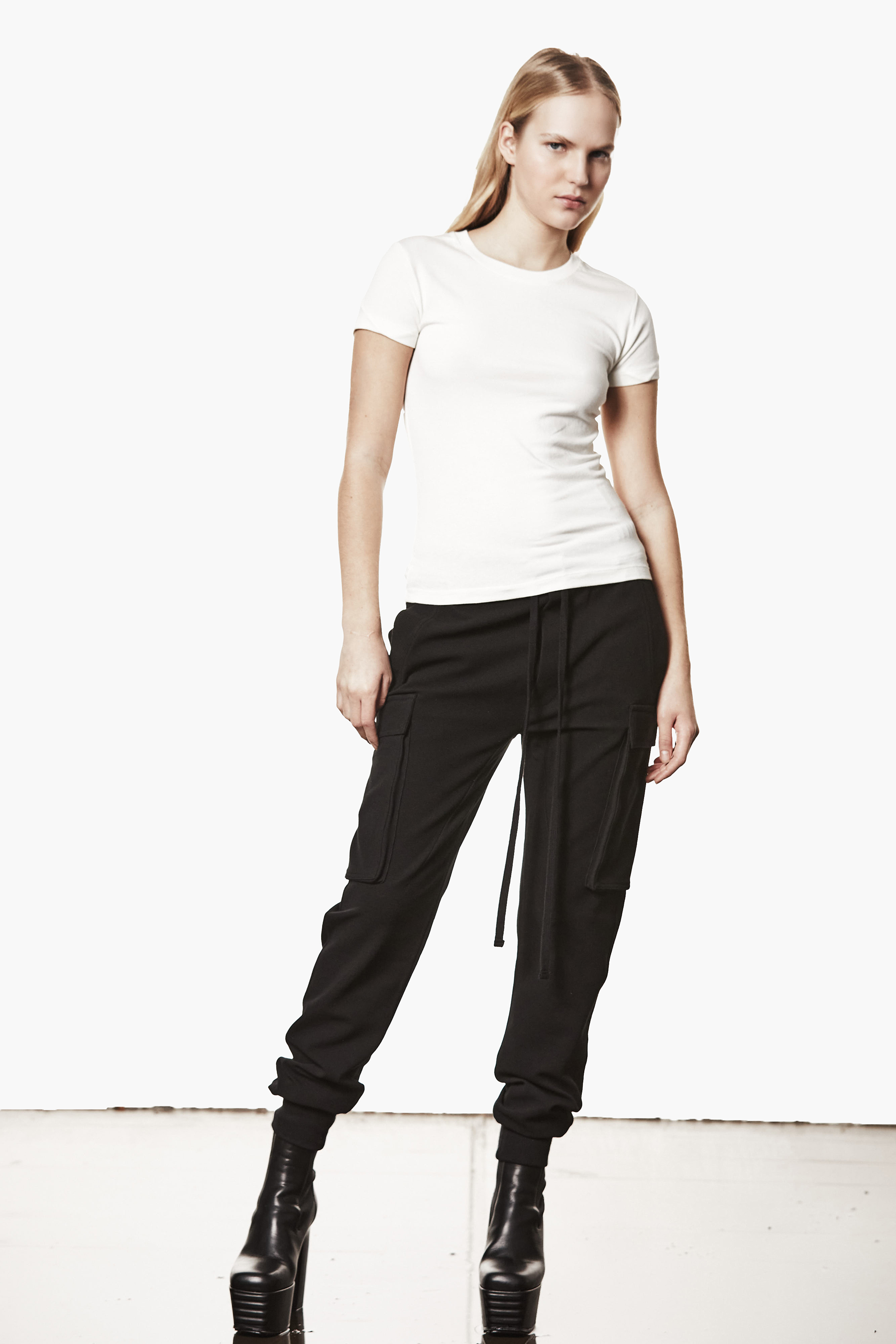 THOM KROM Slim Fit Cotton-Modal Stretch Jersey T-Shirt Bekleidung, Hosen, Person