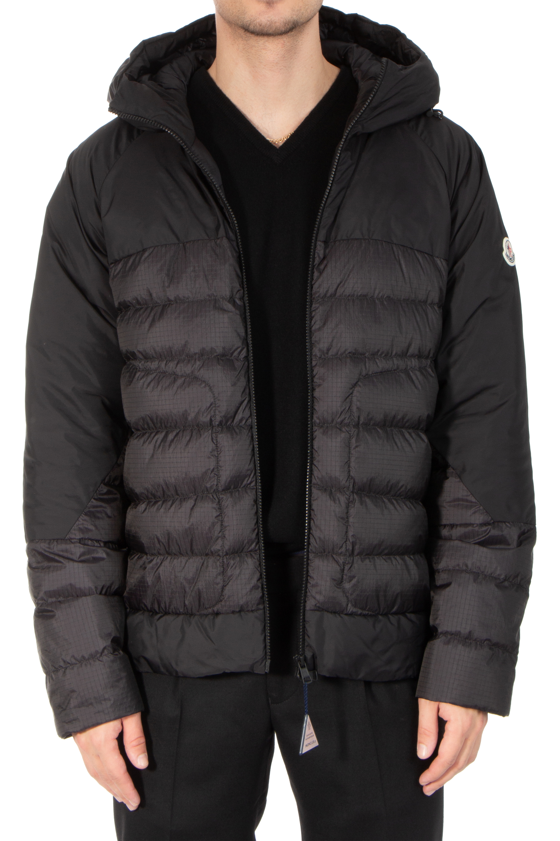 MONCLER NEUMAS GIUBBOTTO TG 4Aネイビー 新品未使用 MONCLER NEUMAS GIUBBOTTO TG 4Aネイビー 新品未使用
