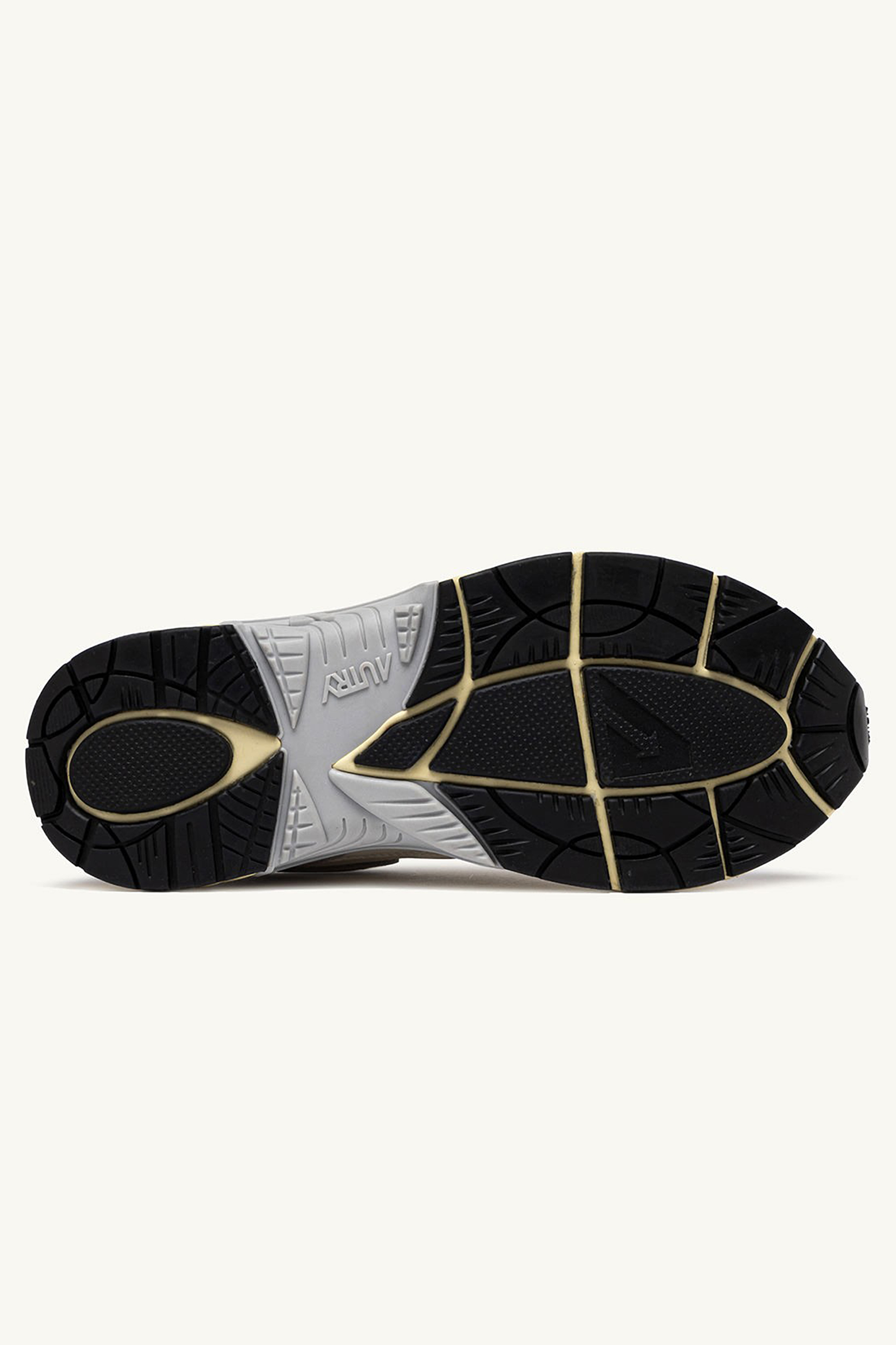 AUTRY Goat Suede & Mesh Sneakers Hyperway Low Bekleidung, Schuhwerk, Schuh, Laufschuh, Sneaker