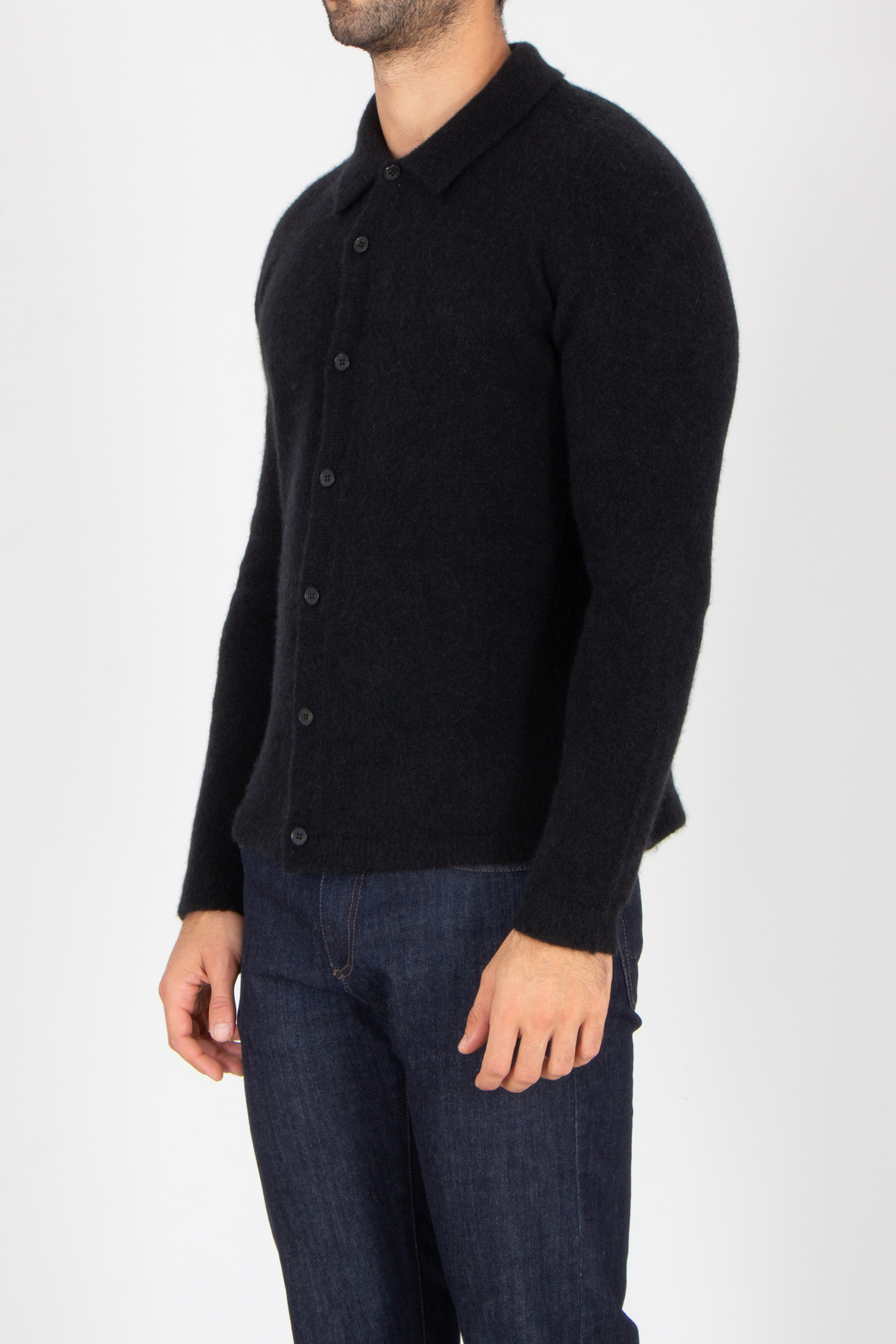 Strickwaren, Pullover, Jeanshose, Jacke, Strickjacke