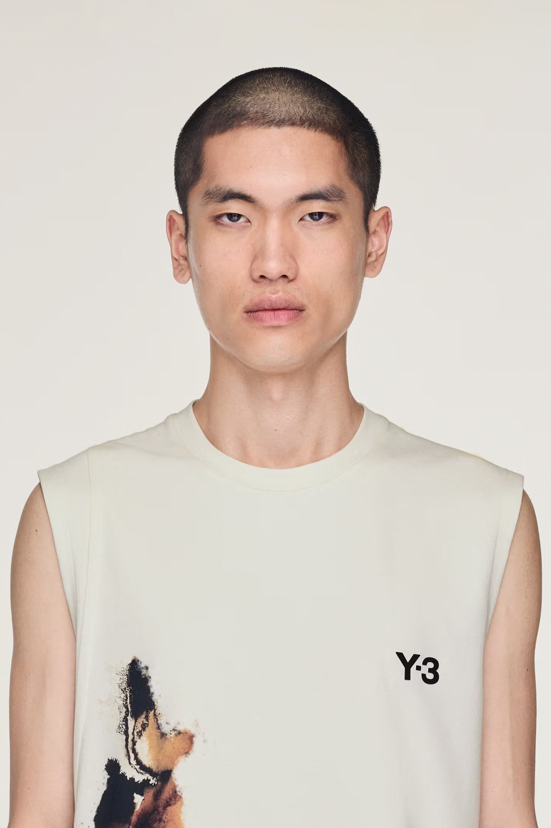 Y-3 Regular Fit Printed Recycled Polyester-Cotton Stretch Climacool Tennis Pro Tank Top T-shirt, Gesicht, Kopf, Hals, Portrait