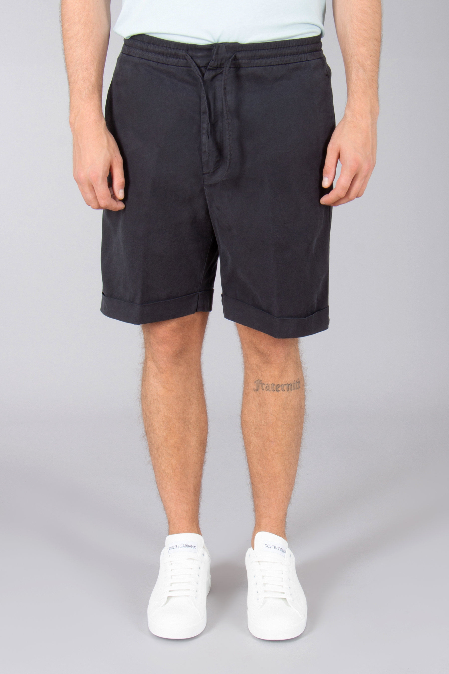 Kurze Hose, Person, Tätowierung, Erwachsener, Mann