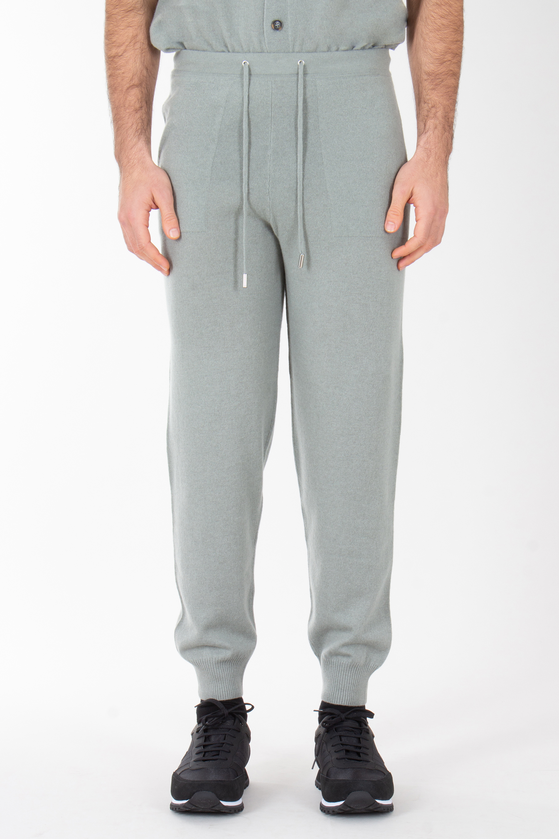 Bekleidung, Hosen, Schuhwerk, Schuh, Person