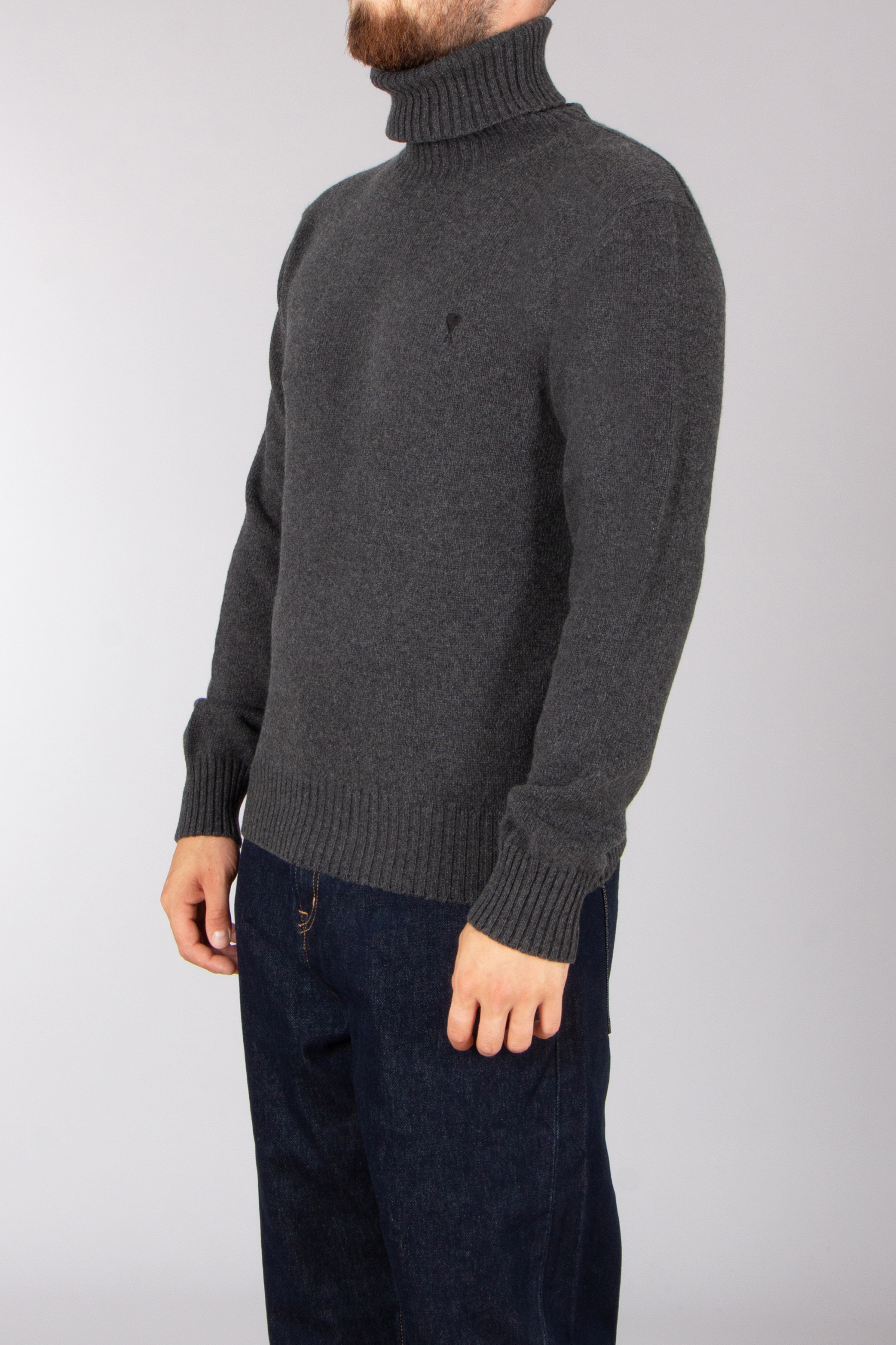 AMI PARIS Regular Fit Ami De Coeur Recycled Cashmere Blend Turtleneck Sweater Bekleidung, Strickwaren, Pullover