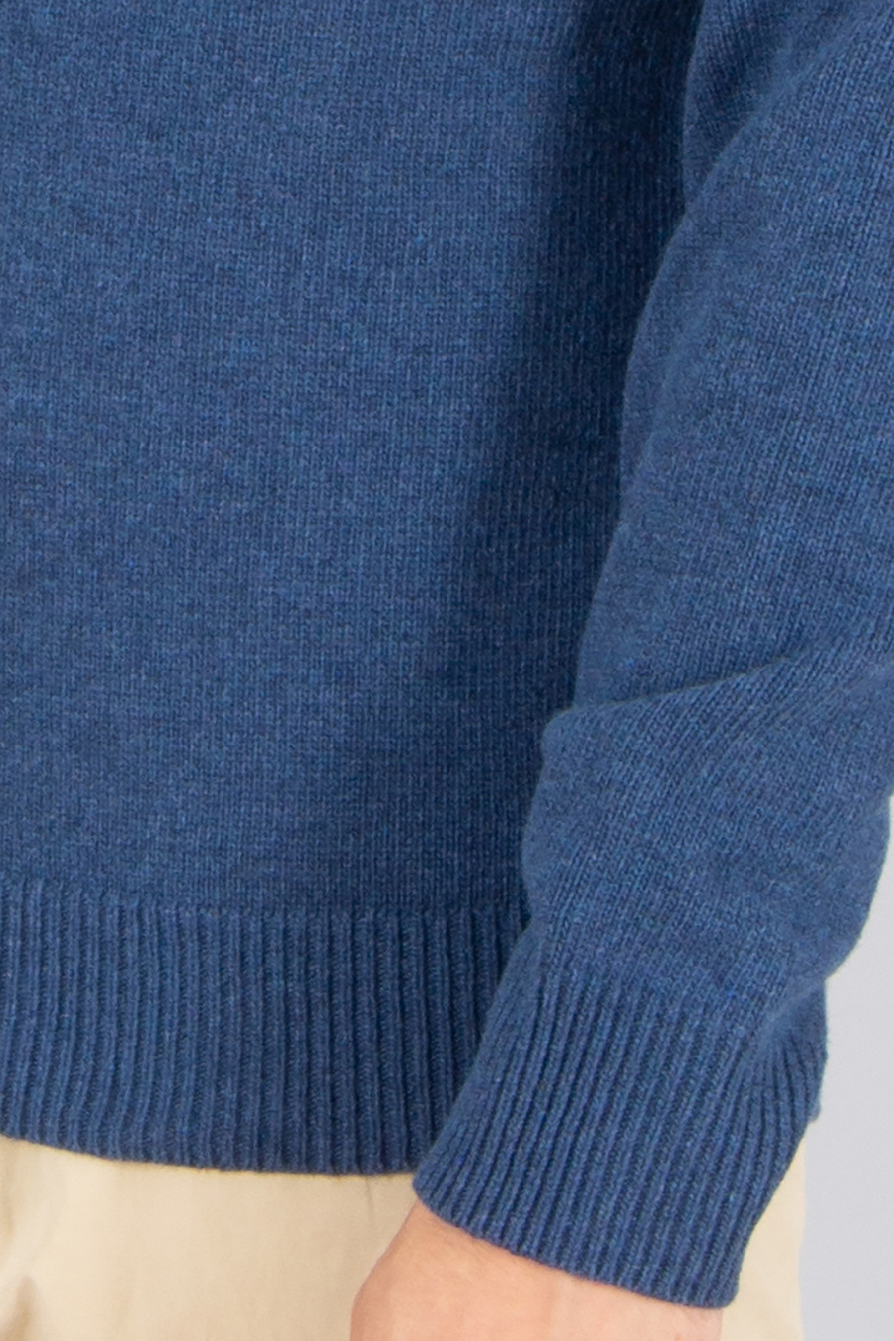 SOTNE ISLAND Regular Fit Lambswool-Nylon Blend Sweater Bekleidung, Strickwaren, Pullover, Jeanshose, Hosen