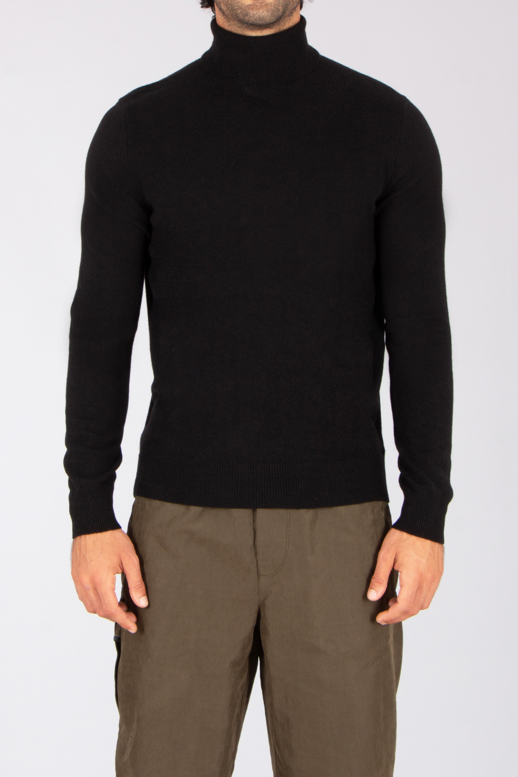 MIENTUS BERLIN Regular Fit Cashmere Turtleneck Sweater Bekleidung, Langarm, Ärmel, Strickwaren, Pullover