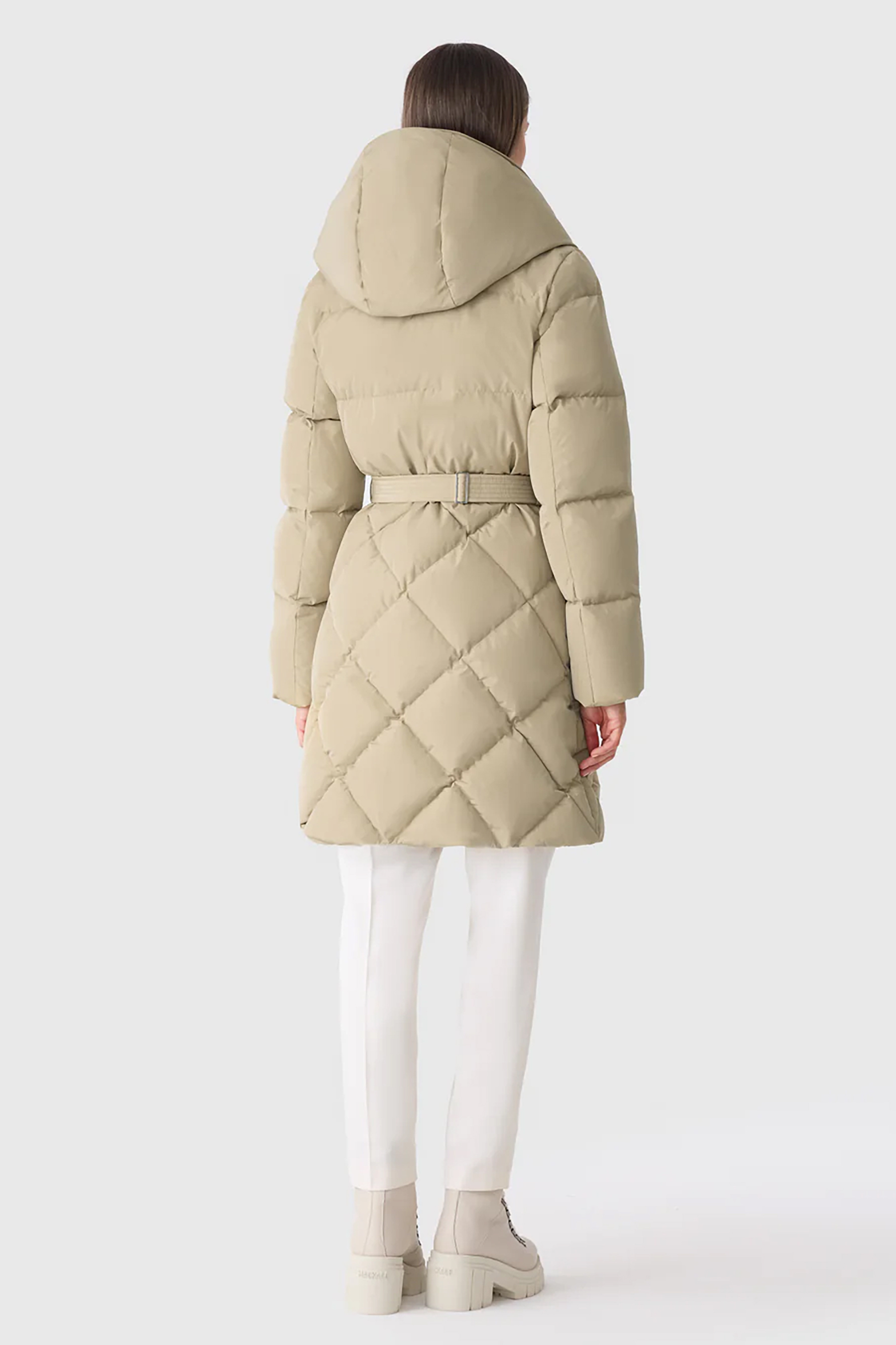 MACKAGE Fitted 2-in-1 Recycled Shell Down Coat Ayumi Bekleidung, Mantel, Jacke, Person