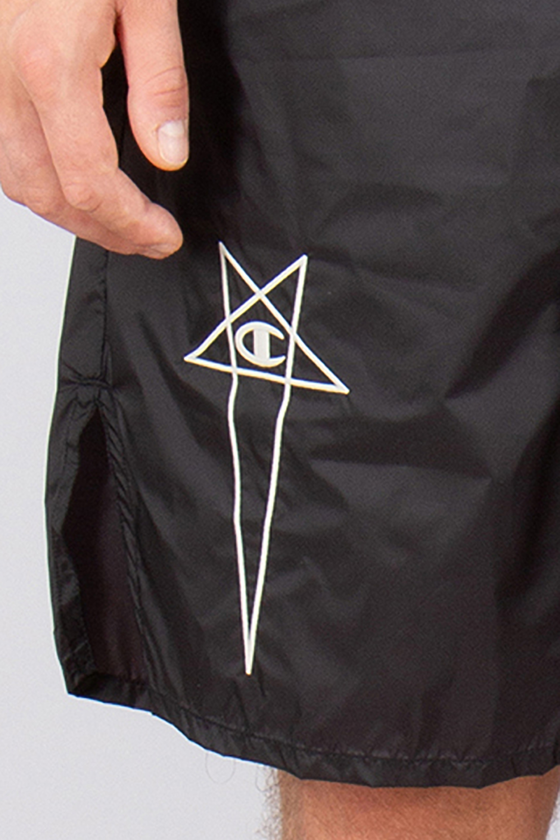 RICK OWENS DRKSHDW X Champion Loose Fit Embroidered Recycled Nylon Shorts RICK OWENS DRKSHDW X Champion Loose Fit Embroidered Recycled Nylon Shorts
