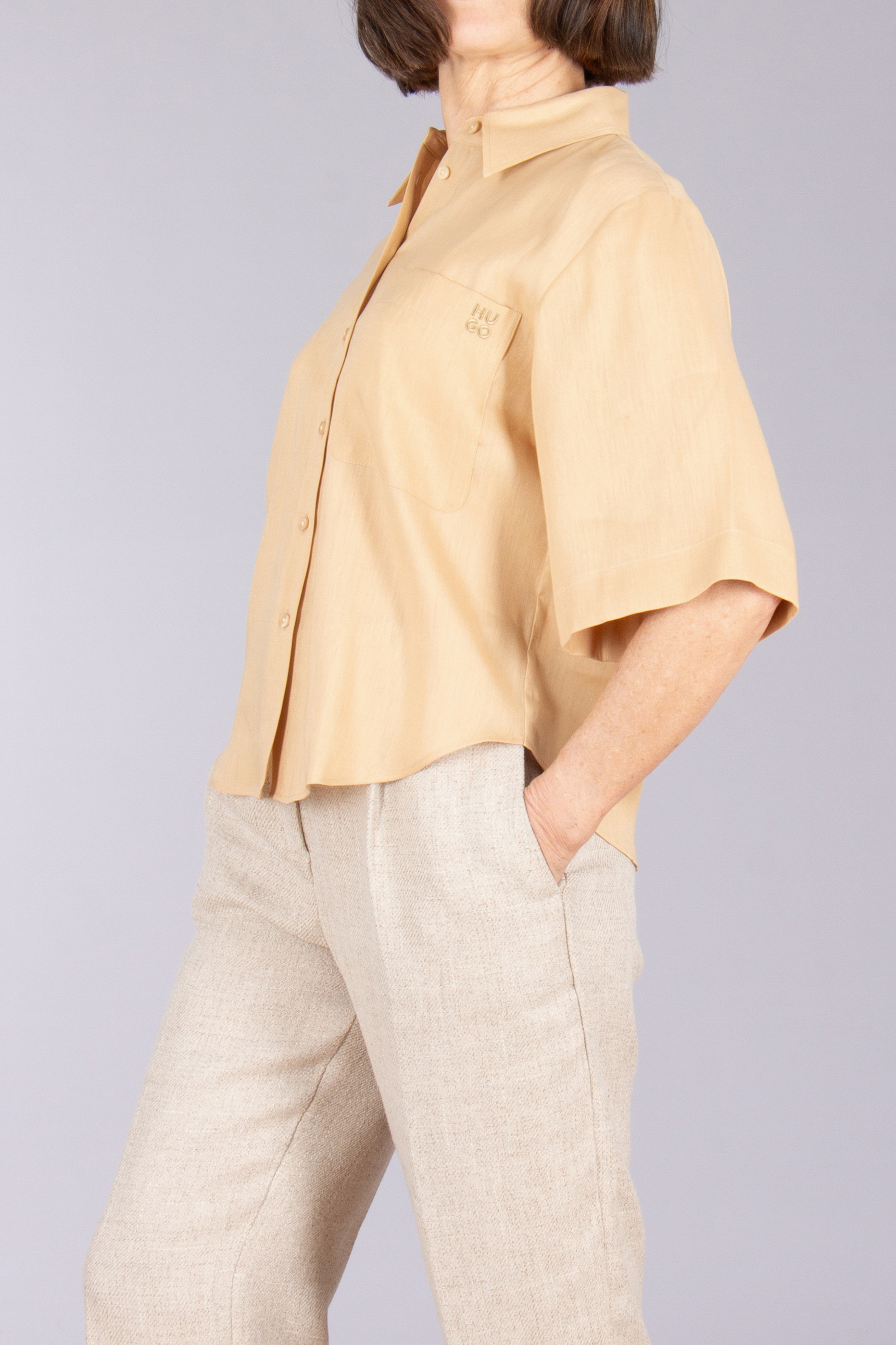 HUGO Relaxed Fit Linen-Lyocell Blend Short-Sleeve Blouse Evona Bluse, Leinen, Mantel, Mann, Person