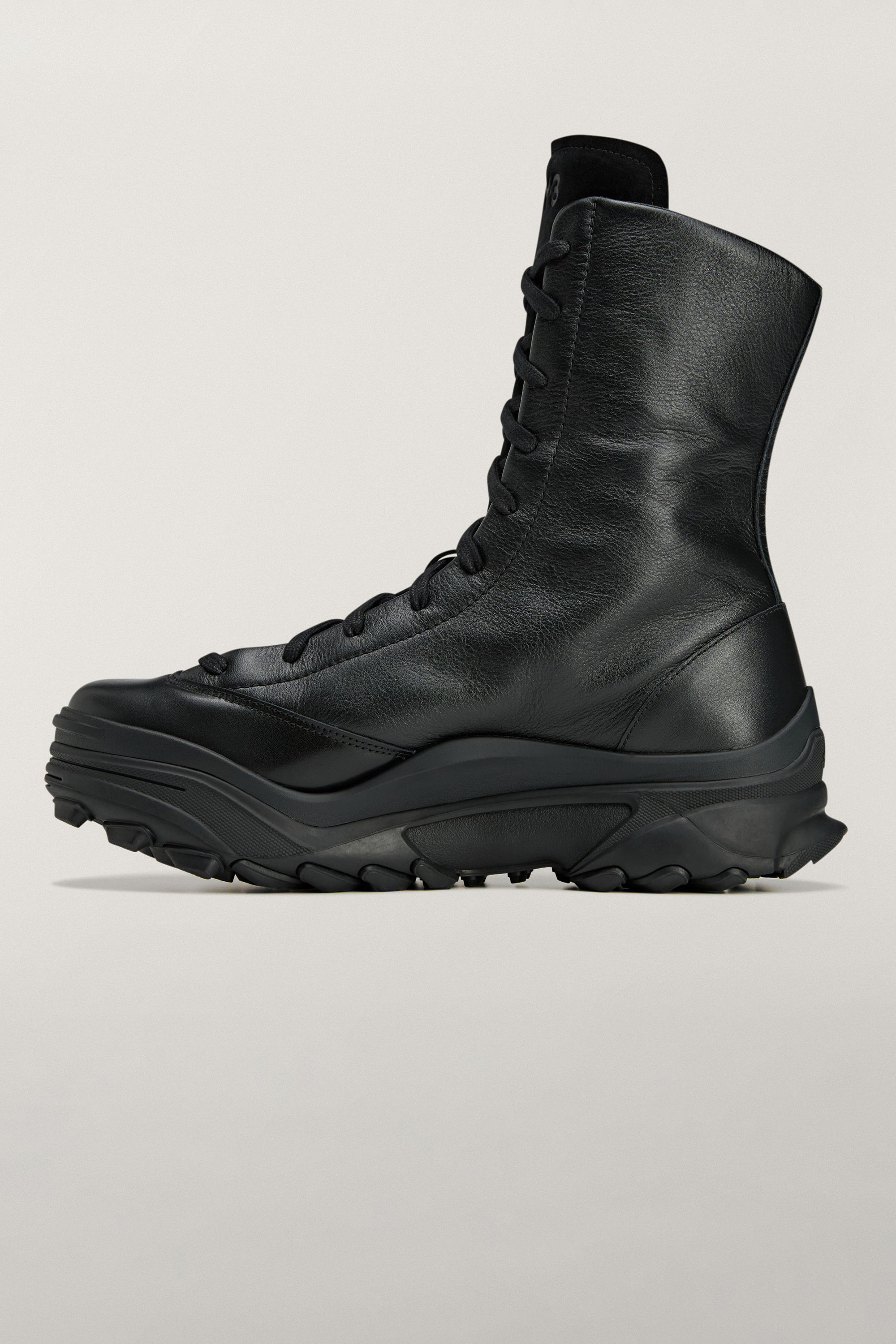 Y-3 Leather Sneakers GSG9 High Bekleidung, Schuhwerk, Schuh, Sneaker