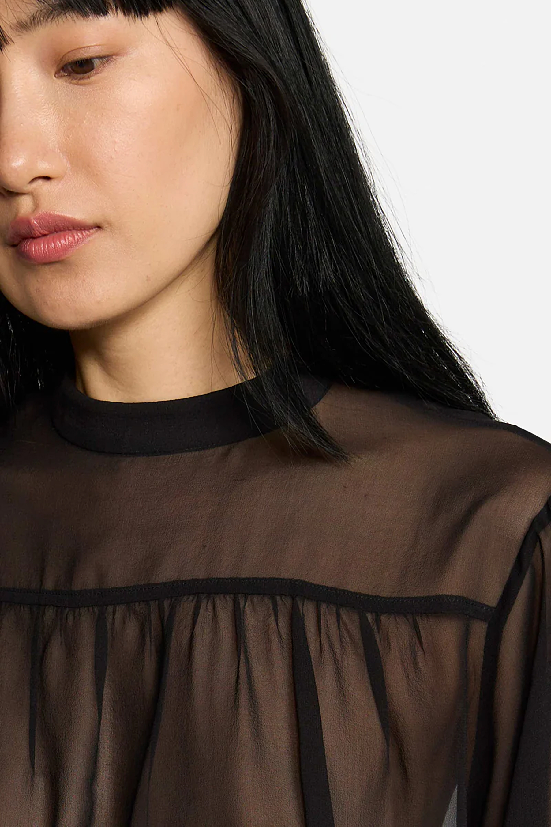 Bluse, Gesicht, Kopf, Hals, Person