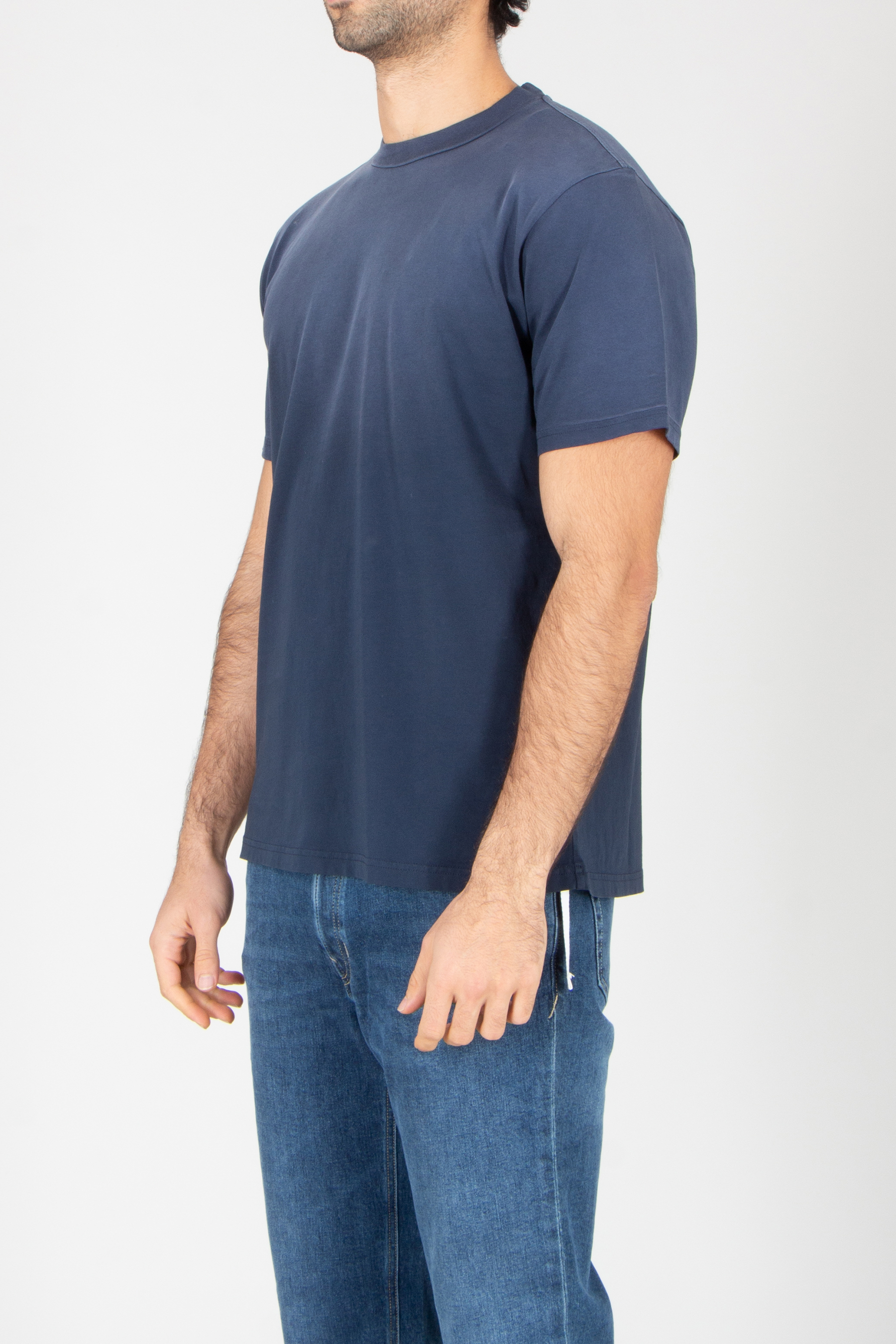 T-shirt, Hosen, Jeanshose, Ärmel, Person