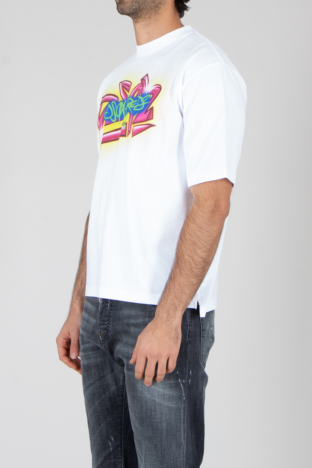 T-shirt, Hemd, Jeanshose, Mann, Person